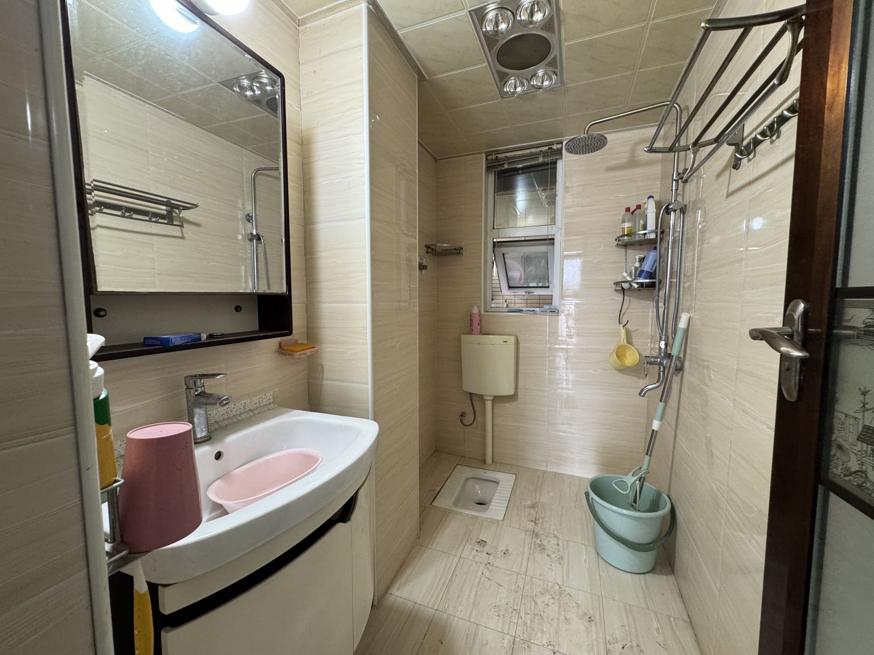 美的城二期  4室2厅1卫    39.8万室内图