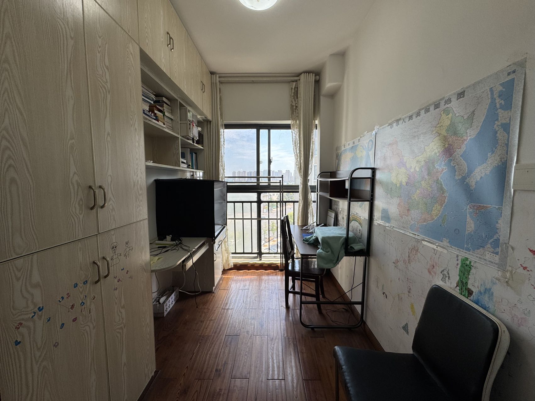 美的城二期  4室2厅1卫    39.8万室内图