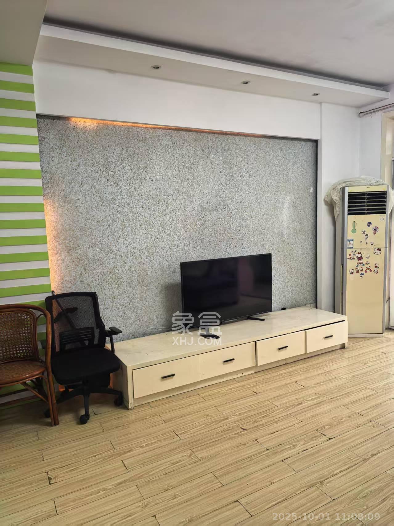 枫林绿洲 2室2厅1卫 2200.0元/月 枫林绿洲 2室2厅1卫 2200.0元/月室内图