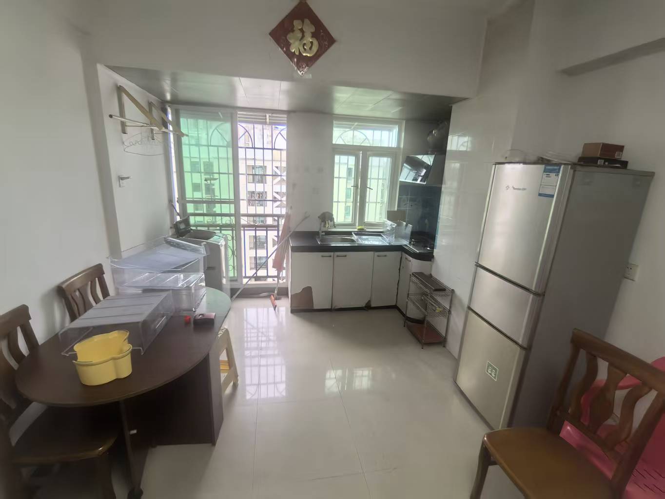 金银广场 1室1厅1卫 1600.0元/月 金银广场 1室1厅1卫 1600.0元/月室内图