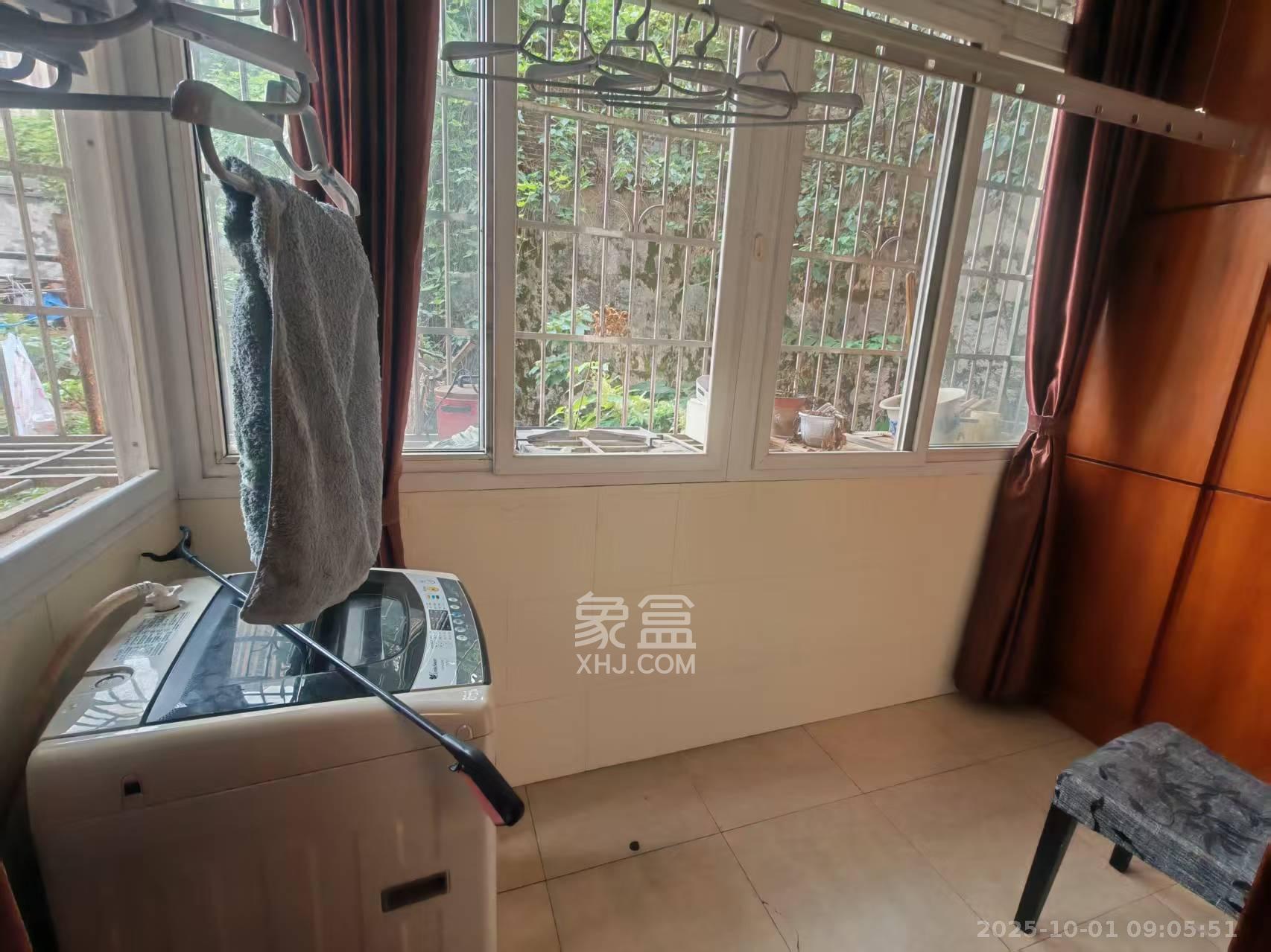 稀土研究院所宿舍 2室1厅1卫 1300.0元/月 稀土研究院所宿舍 2室1厅1卫 1300.0元/月室内图