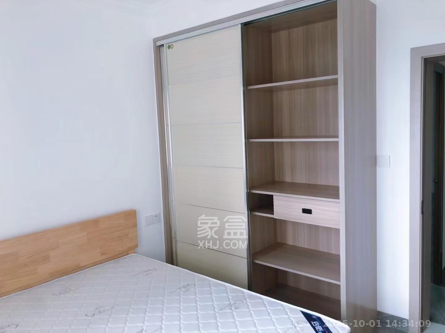 惟泽园 3室2厅2卫 3200.0元/月 惟泽园 3室2厅2卫 3200.0元/月室内图