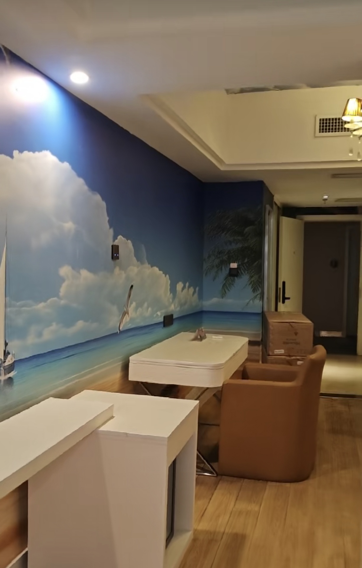 财智公馆大厦（瑞士国际酒店）  1室1厅1卫    28.0万客厅