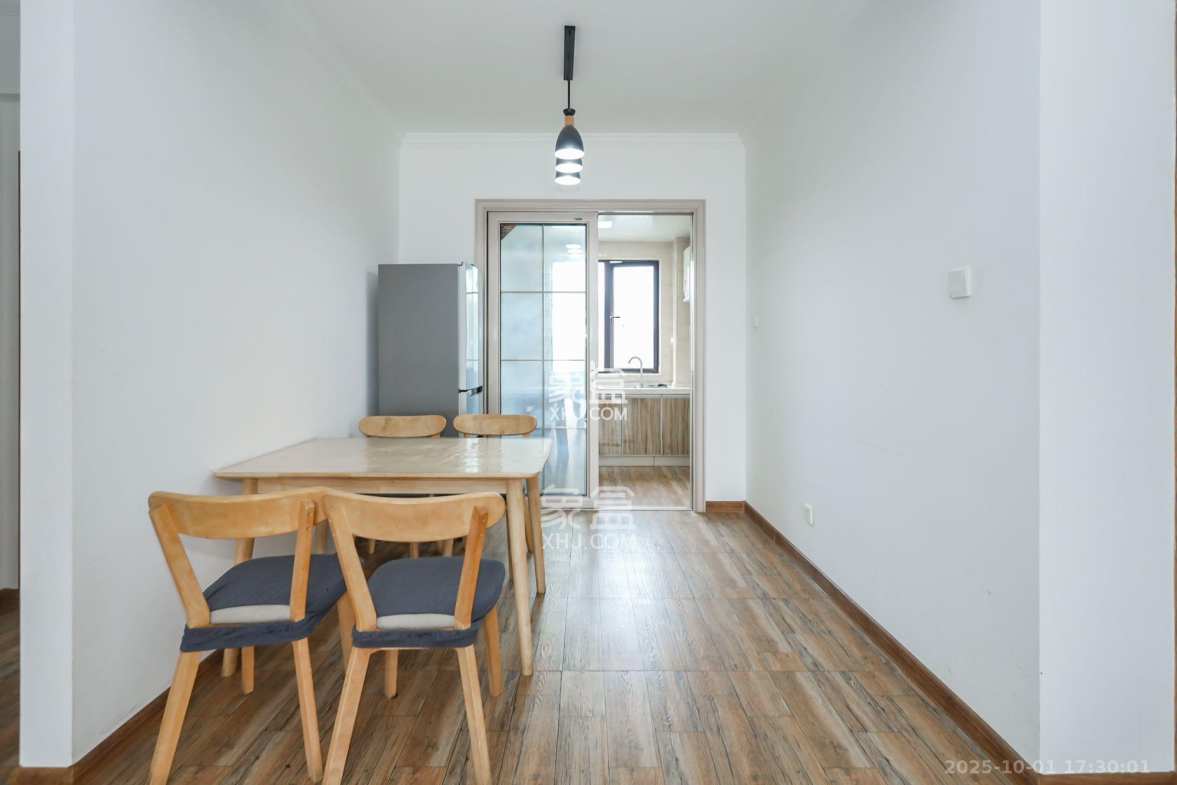 光明E城  1室0厅0卫    3250.0元/月 光明E城  1室0厅0卫    3250.0元/月室内图