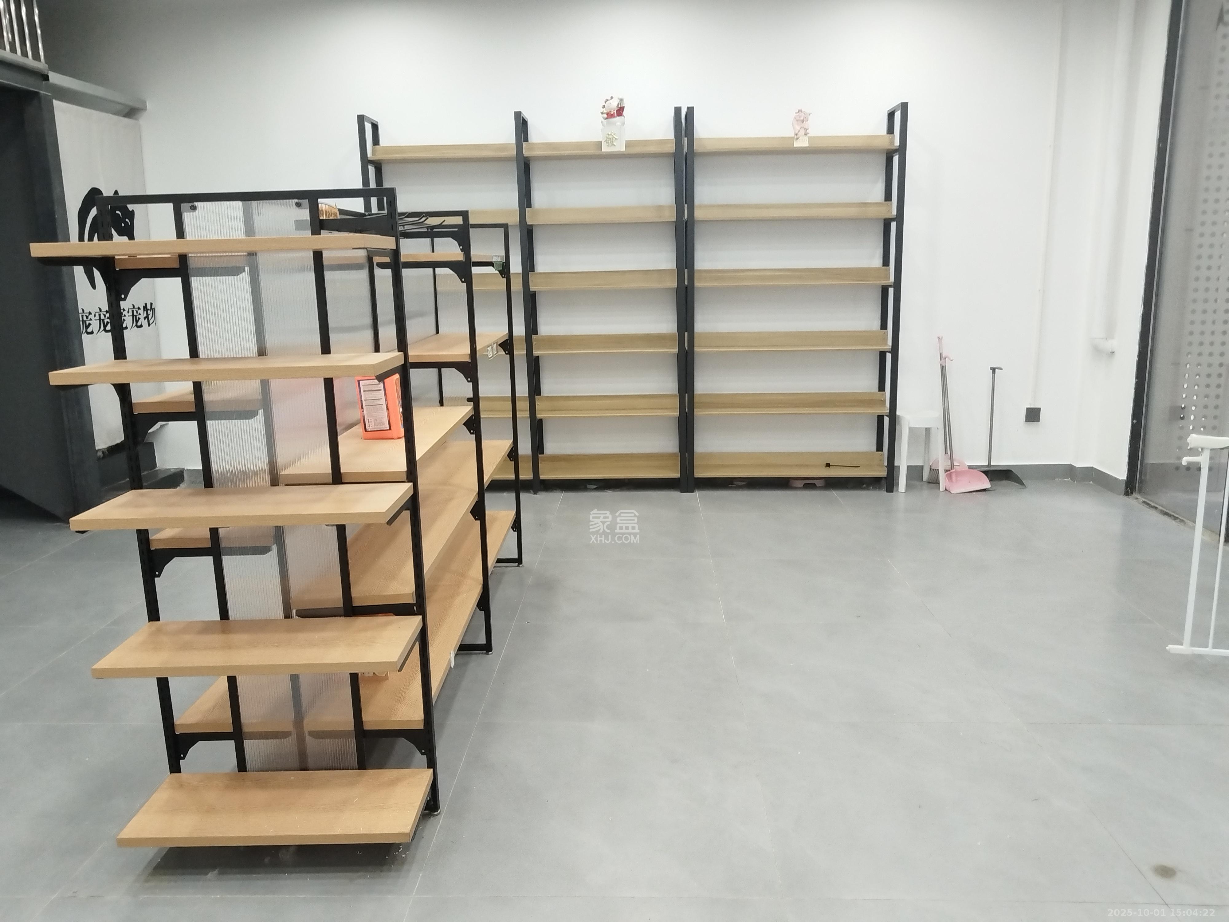 金茂建发泊悦   74.12㎡      4000.0元/月室内图