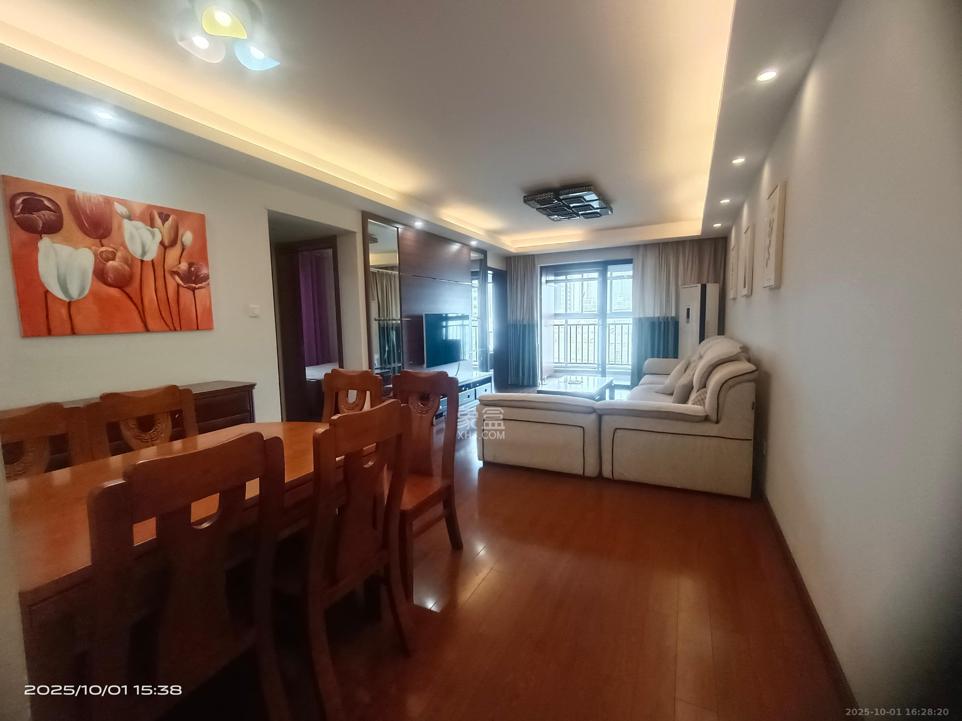 万科金域华府三四期 3室2厅1卫 2400.0元/月 万科金域华府三四期 3室2厅1卫 2400.0元/月室内图