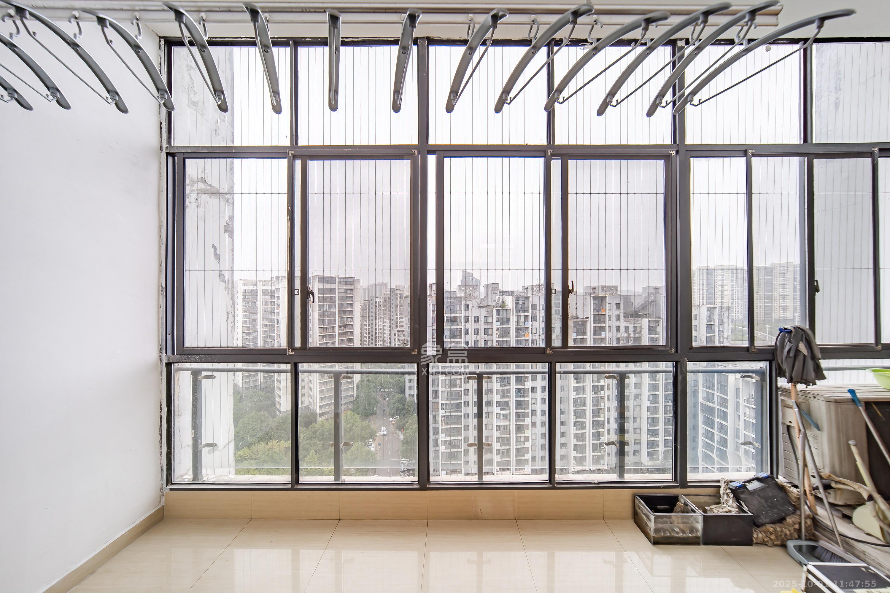 阳光100三期 4室2厅2卫 3600.0元/月 阳光100三期 4室2厅2卫 3600.0元/月室内图