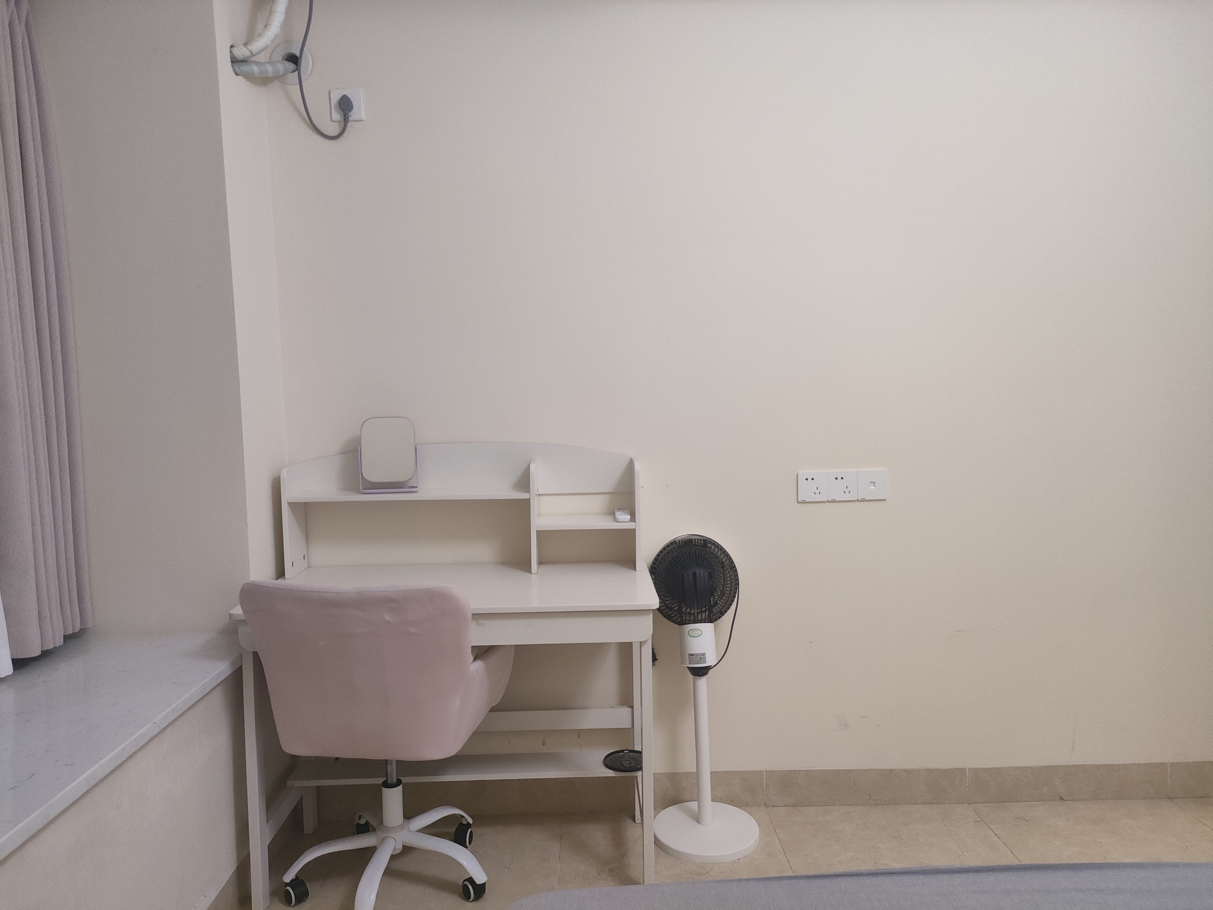 万国中央区 3室2厅2卫 3400.0元/月 万国中央区 3室2厅2卫 3400.0元/月室内图