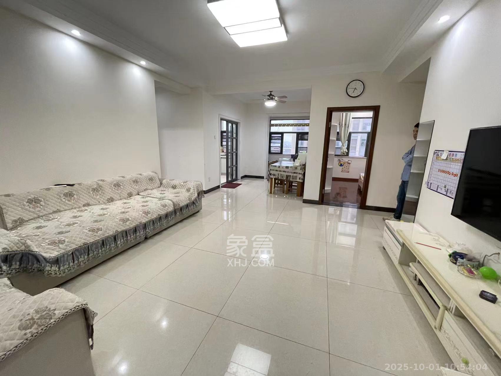 中房瑞致国际  1室0厅0卫    3000.0元/月室内图