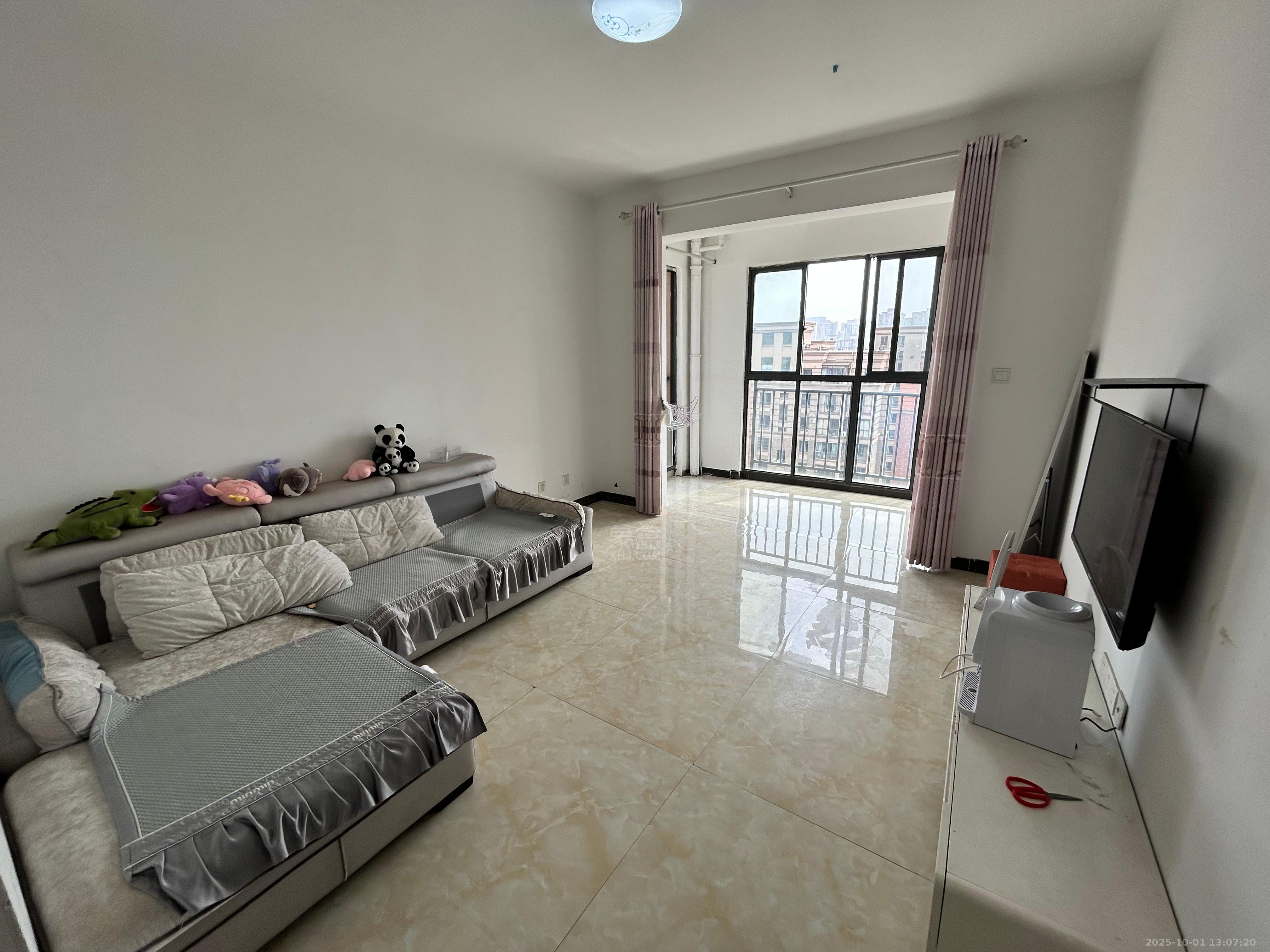 尚格名城香榭丽舍 2室2厅1卫 1500.0元/月 尚格名城香榭丽舍 2室2厅1卫 1500.0元/月室内图