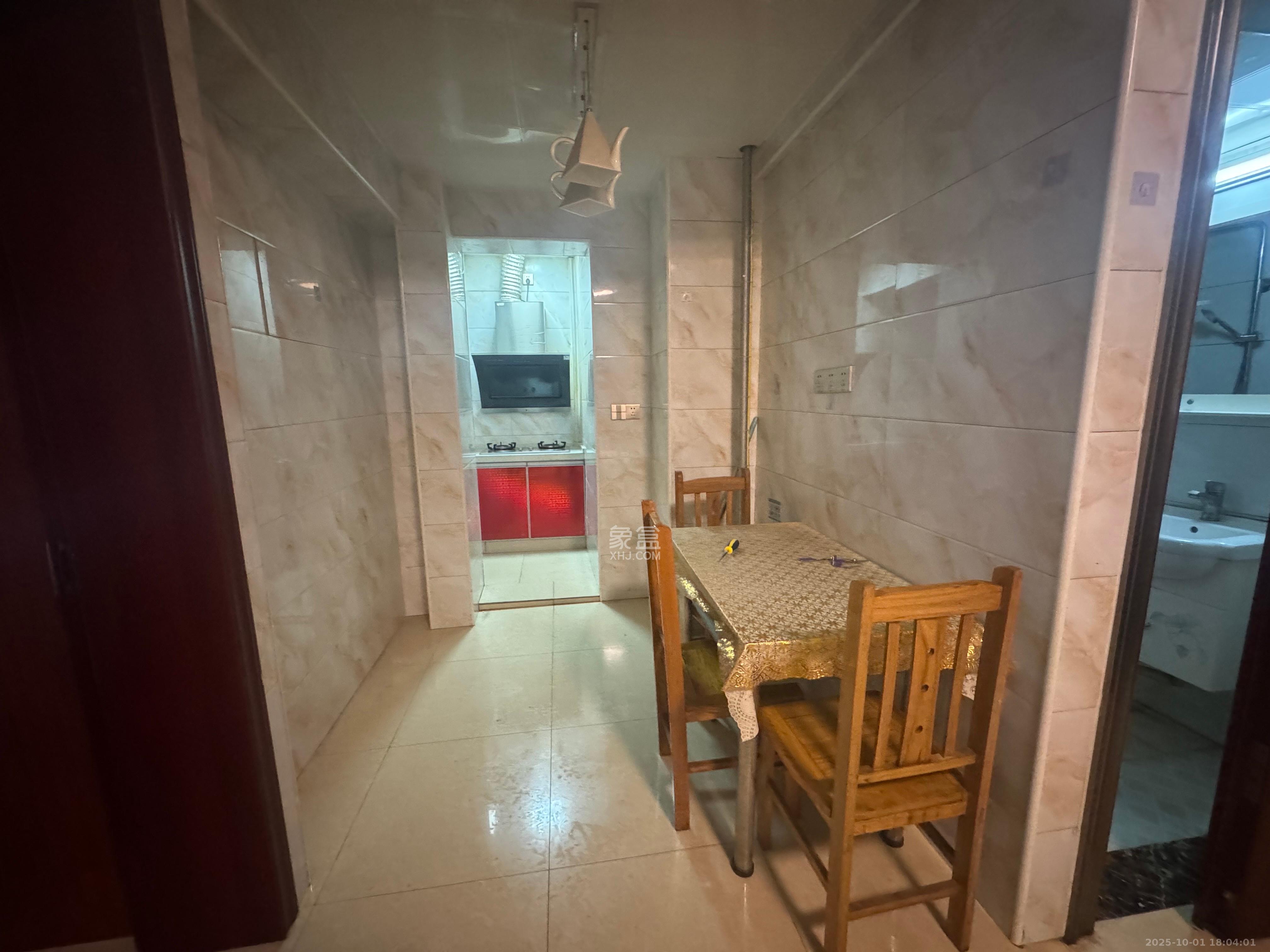 武广美誉  2室2厅1卫    2000.0元/月室内图