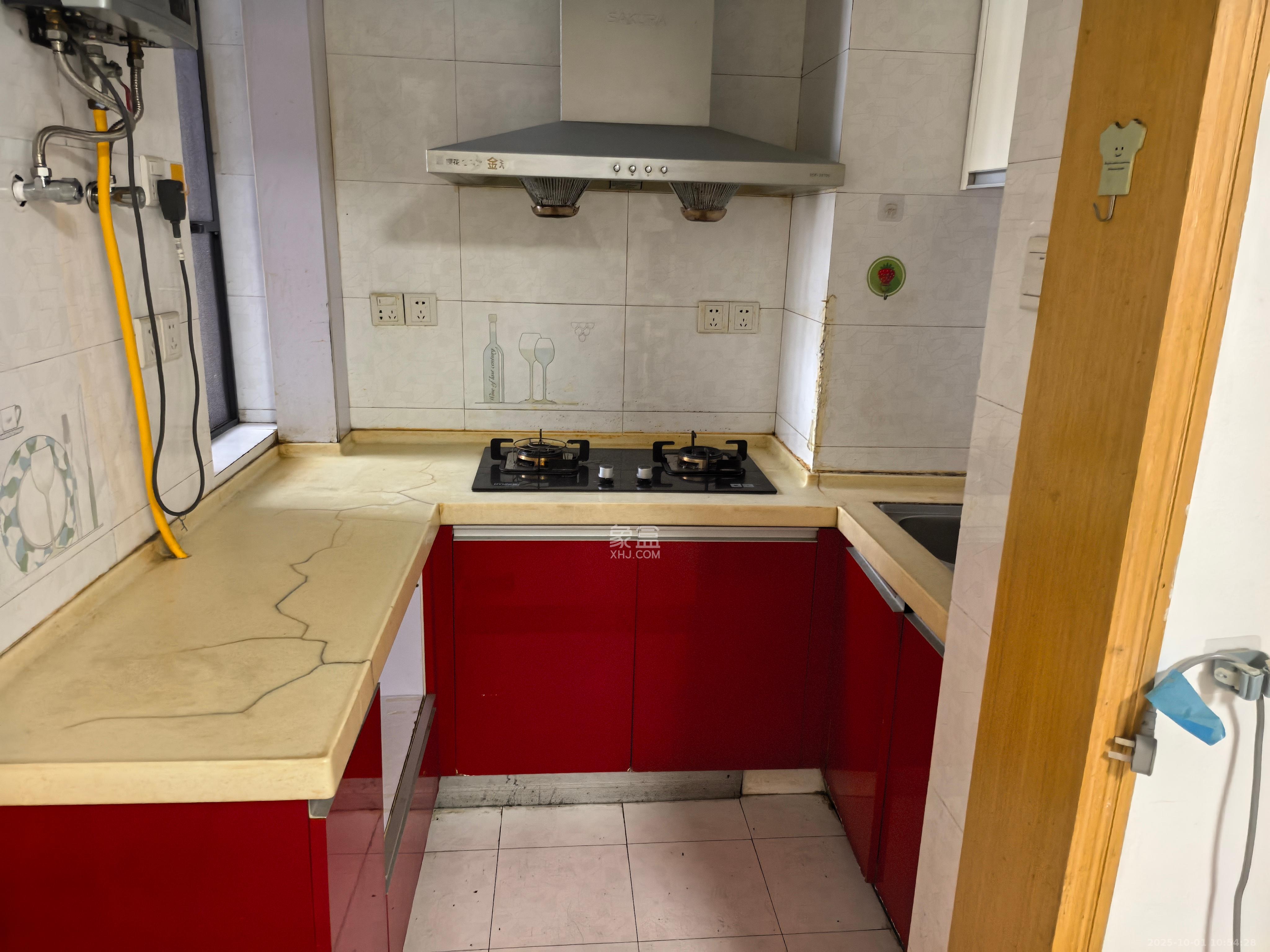 建鸿达华都(华都小户型及大华写字楼) 1室1厅1卫 2400.0元/月 建鸿达华都(华都小户型及大华写字楼) 1室1厅1卫 2400.0元/月室内图