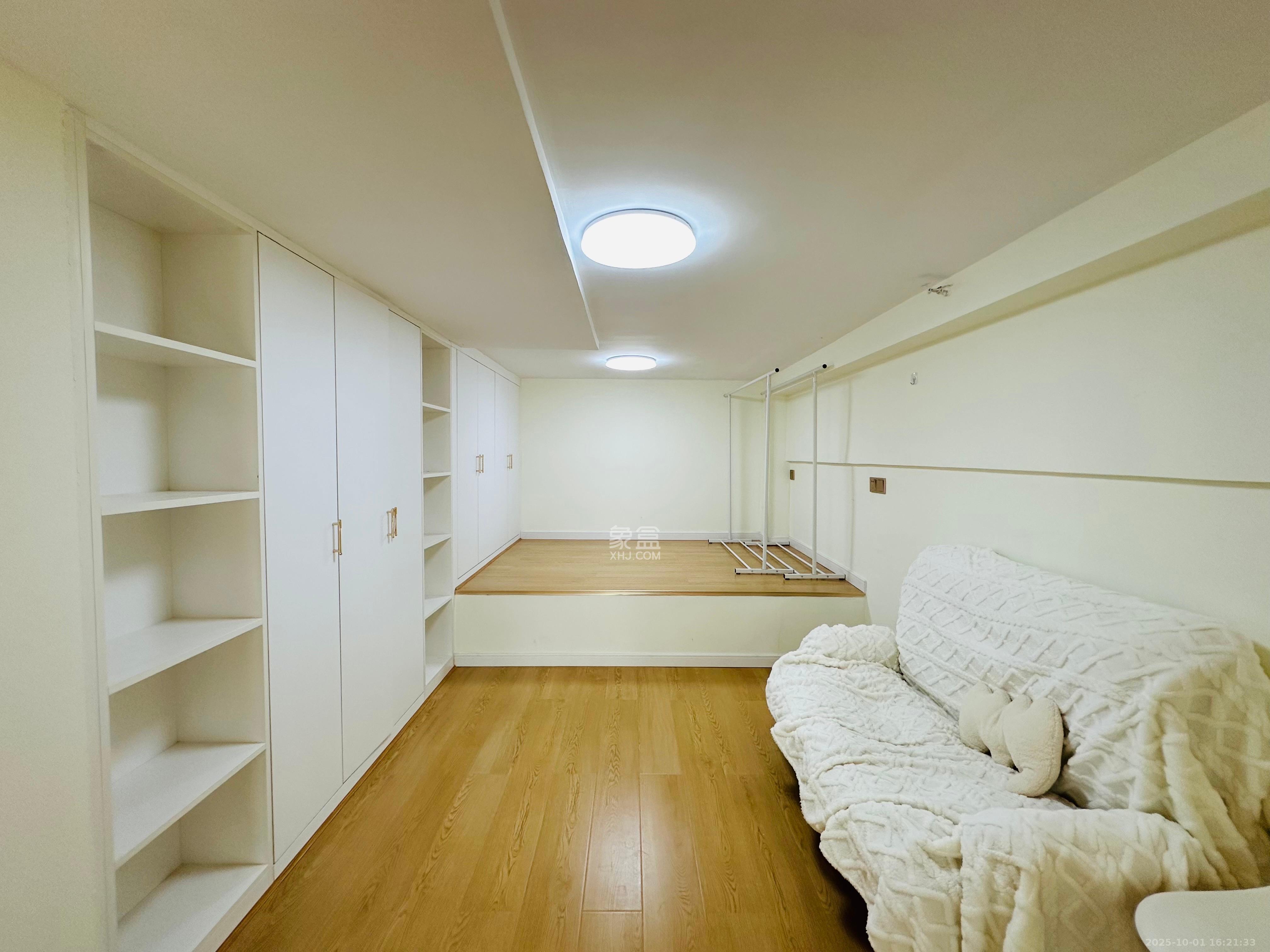 金茂建发泊悦  2室1厅1卫   2000.00元/月室内图