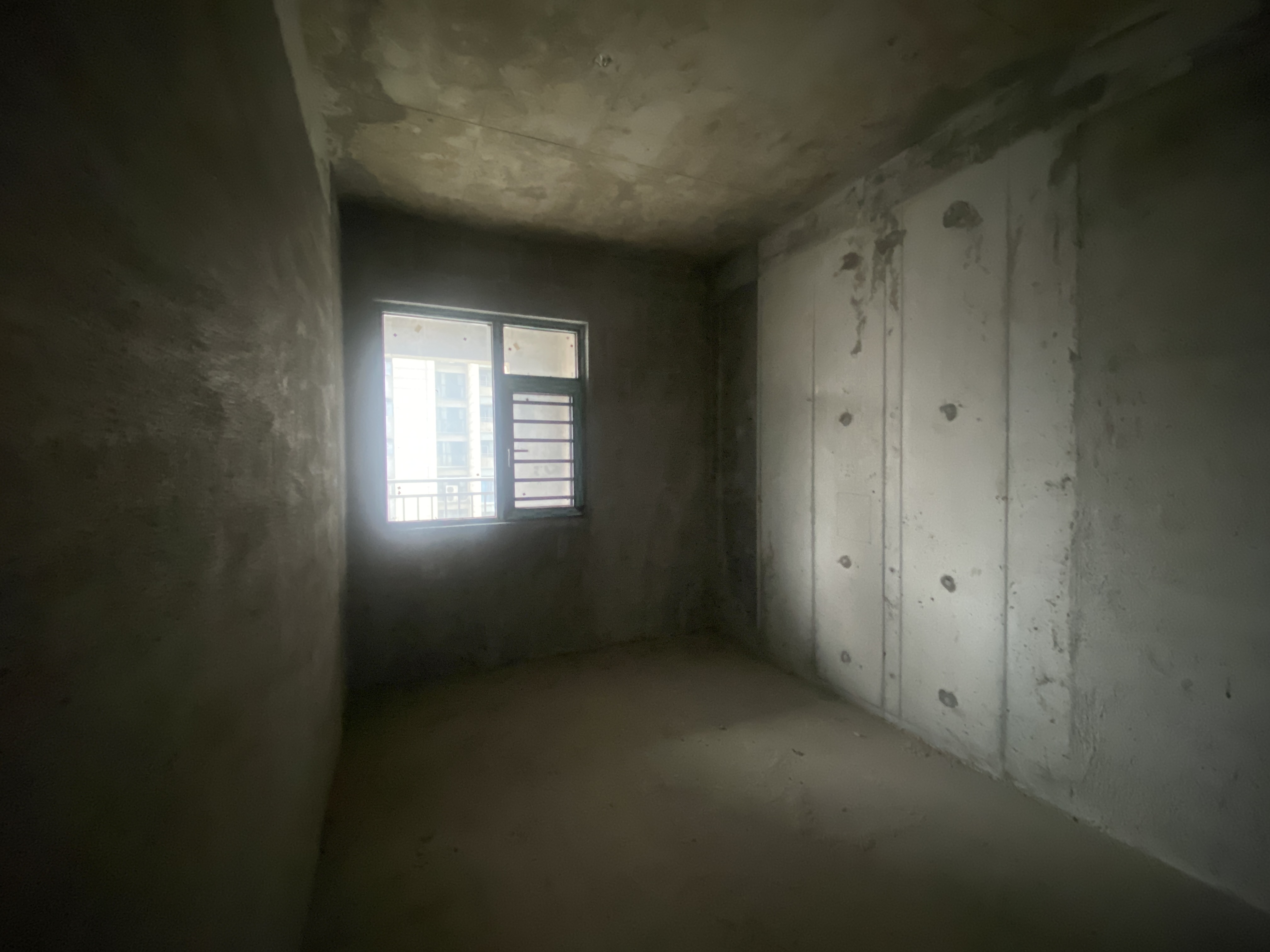 青春里 1室0厅0卫 92.8万 青春里 1室0厅0卫 92.8万客厅