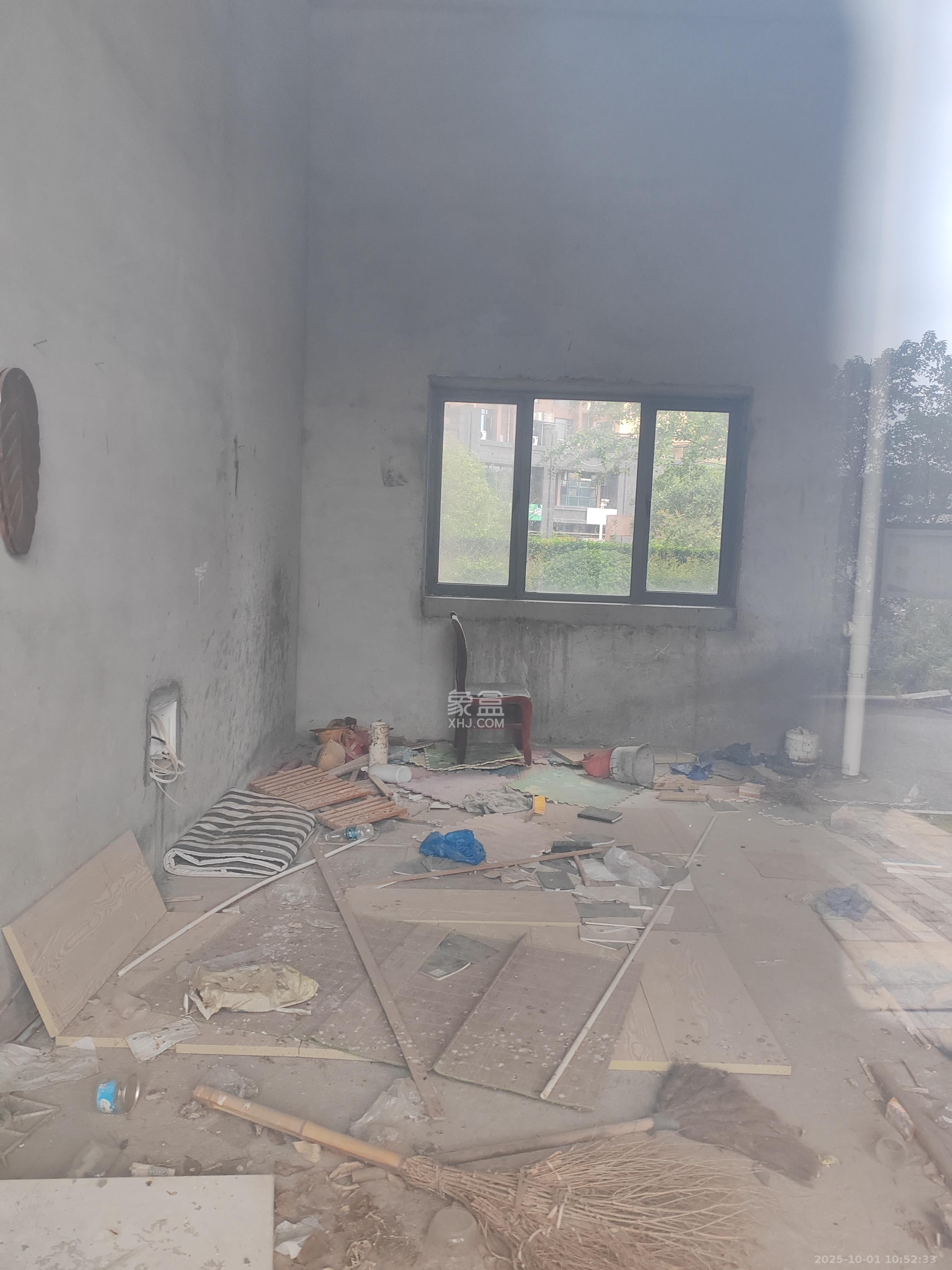 叠彩兰亭   28.0㎡      1000.0元/月室内图