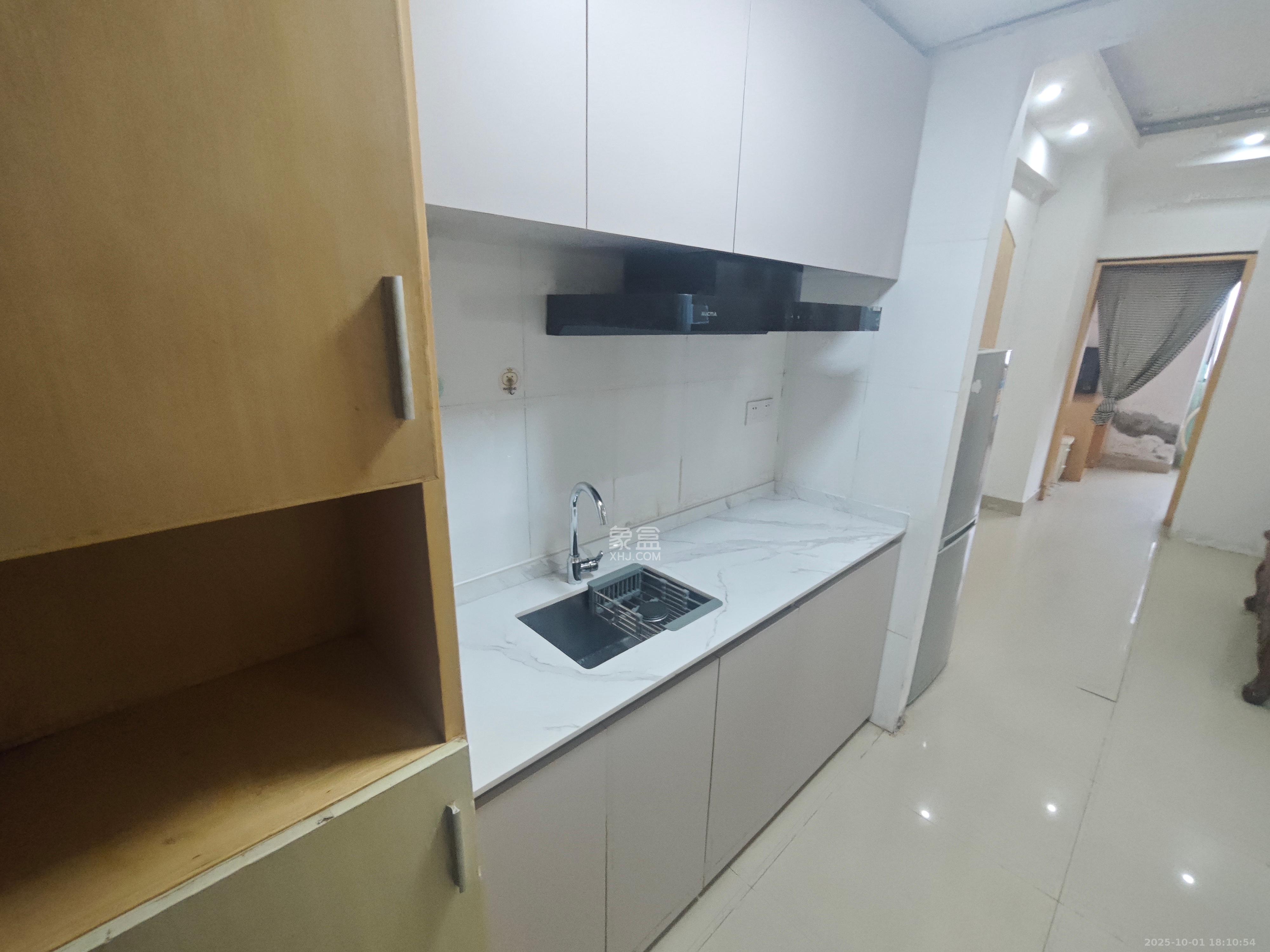 湘聚大厦  1室1厅1卫    1400.0元/月 湘聚大厦  1室1厅1卫    1400.0元/月室内图