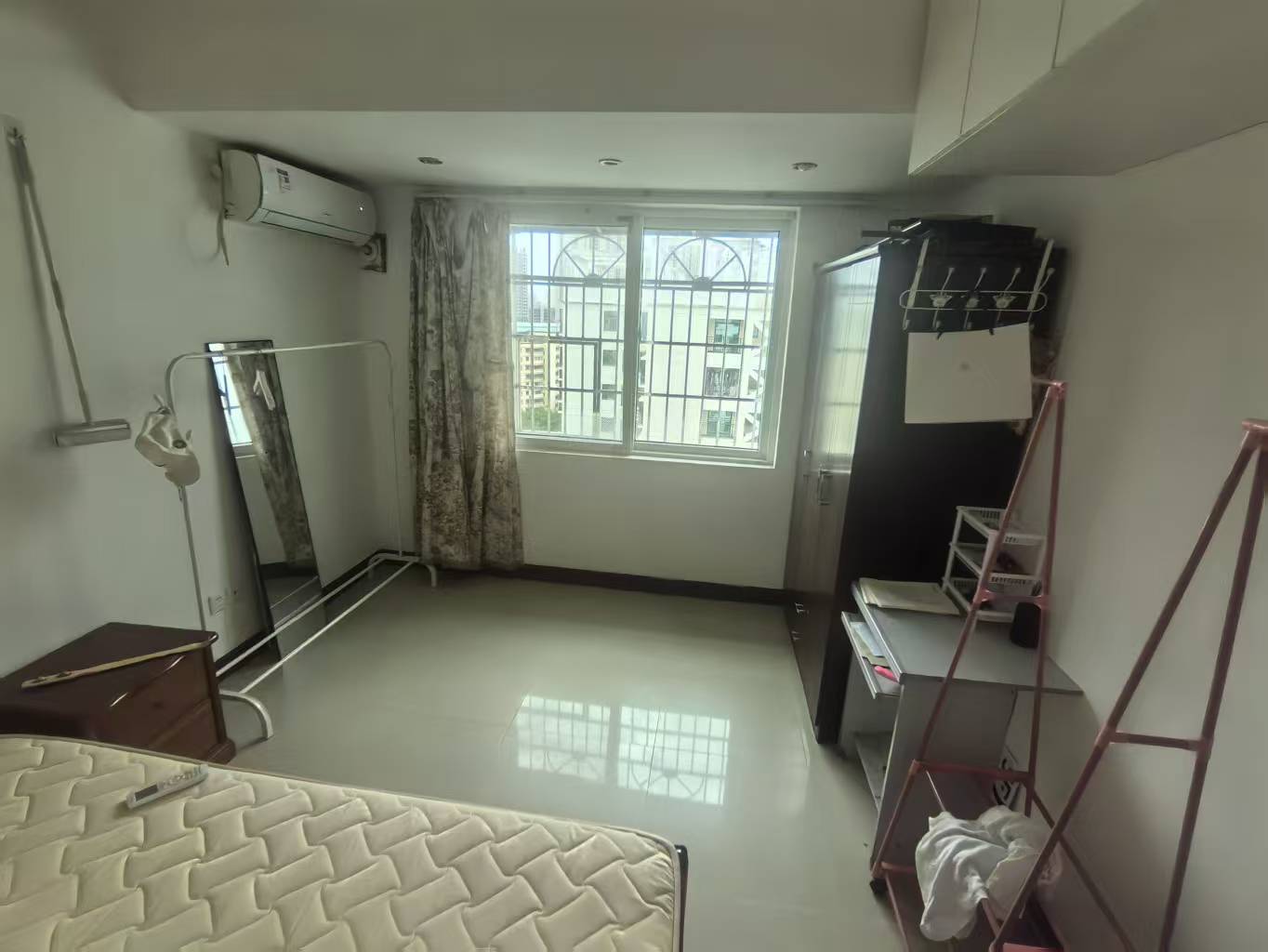 金银广场 1室1厅1卫 1600.0元/月 金银广场 1室1厅1卫 1600.0元/月户型图