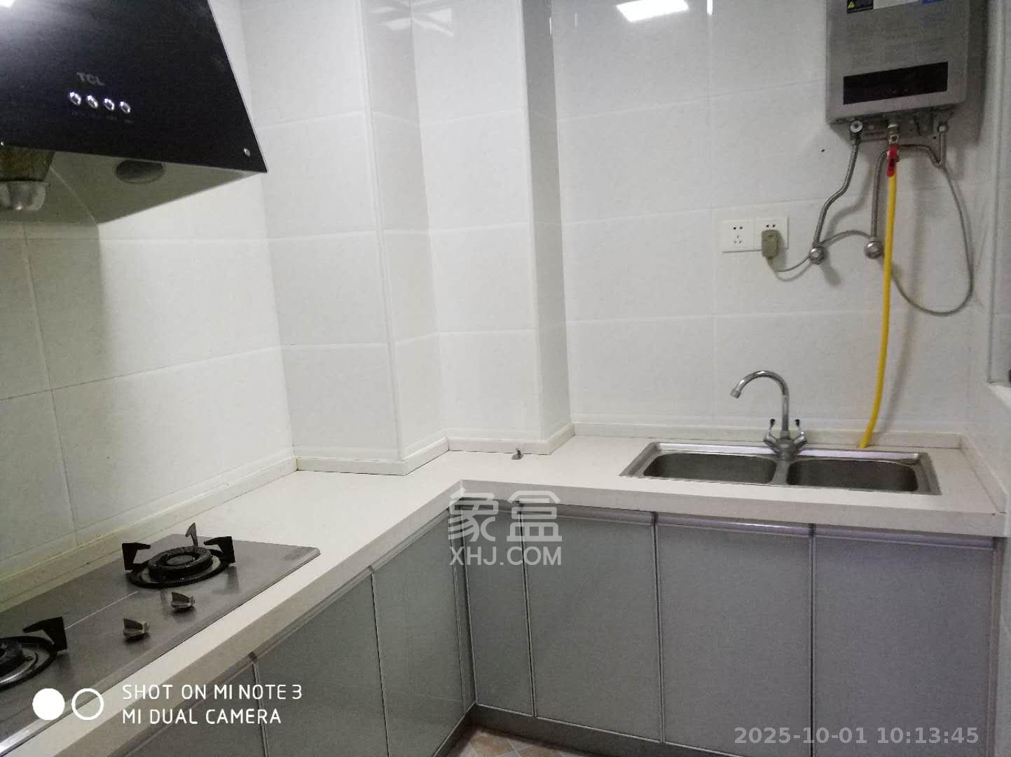 万博汇 2室1厅1卫 2200.0元/月 万博汇 2室1厅1卫 2200.0元/月室内图