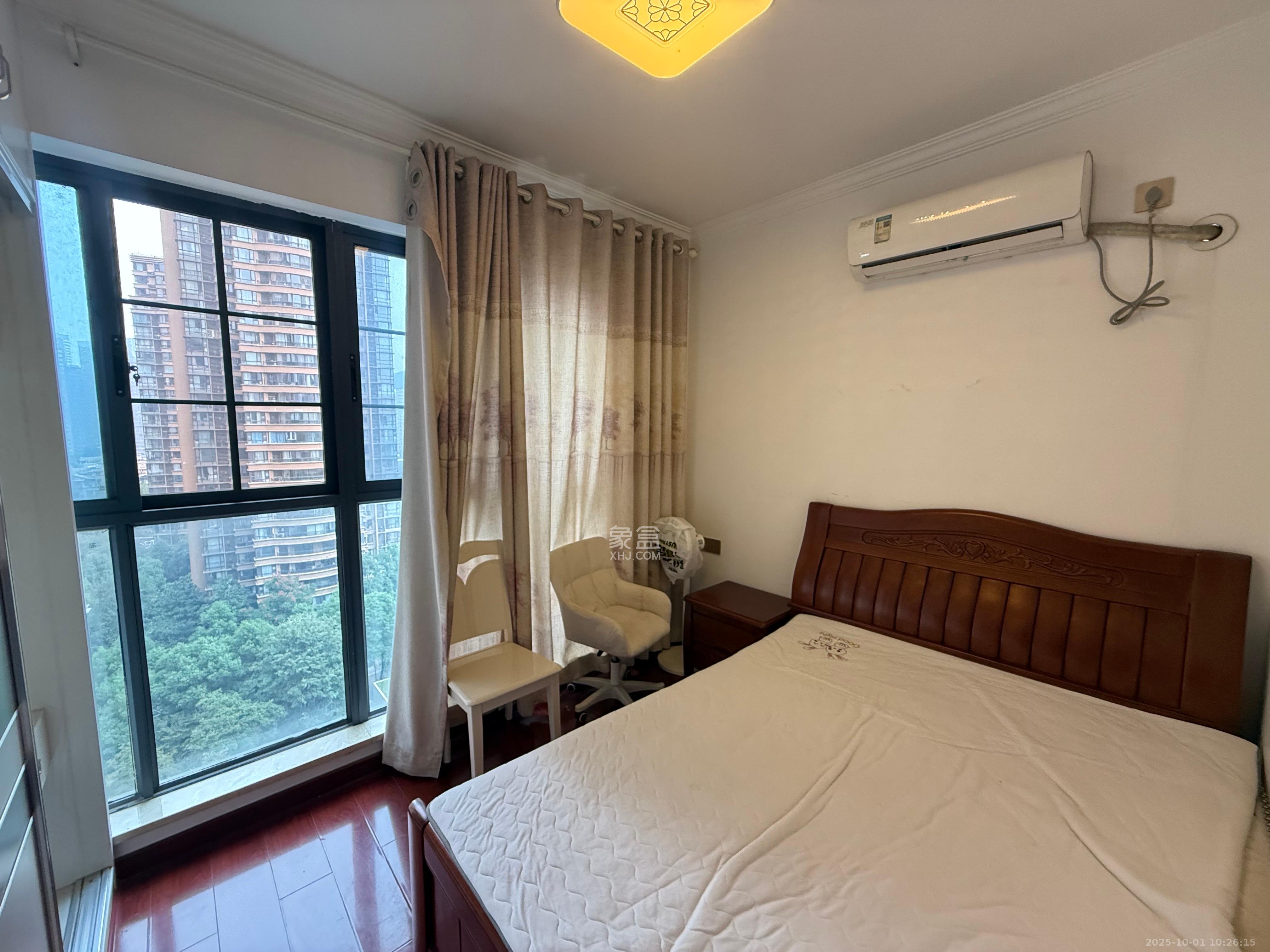 武广美誉  1室2厅1卫    2500.0元/月室内图