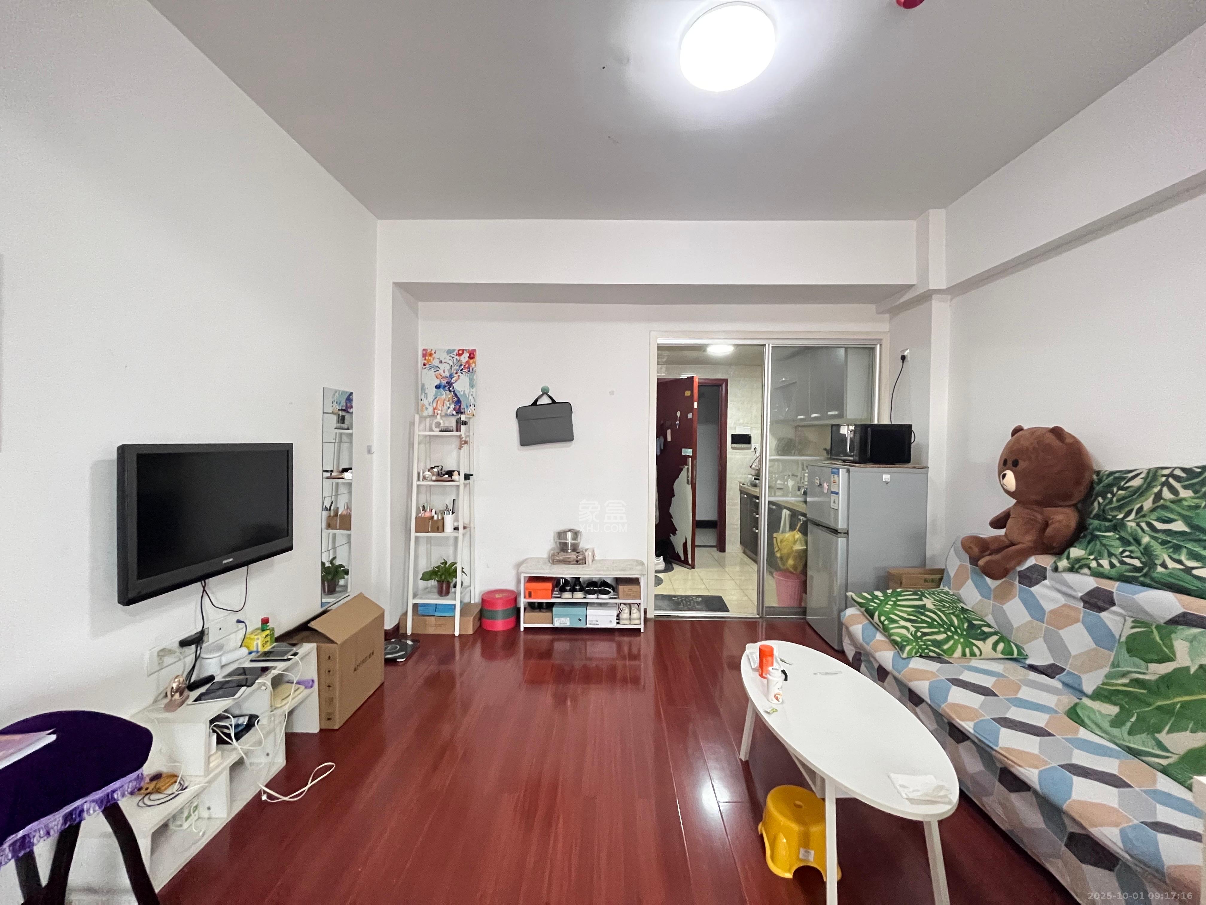 时代公馆  1室1厅1卫    1300.0元/月室内图