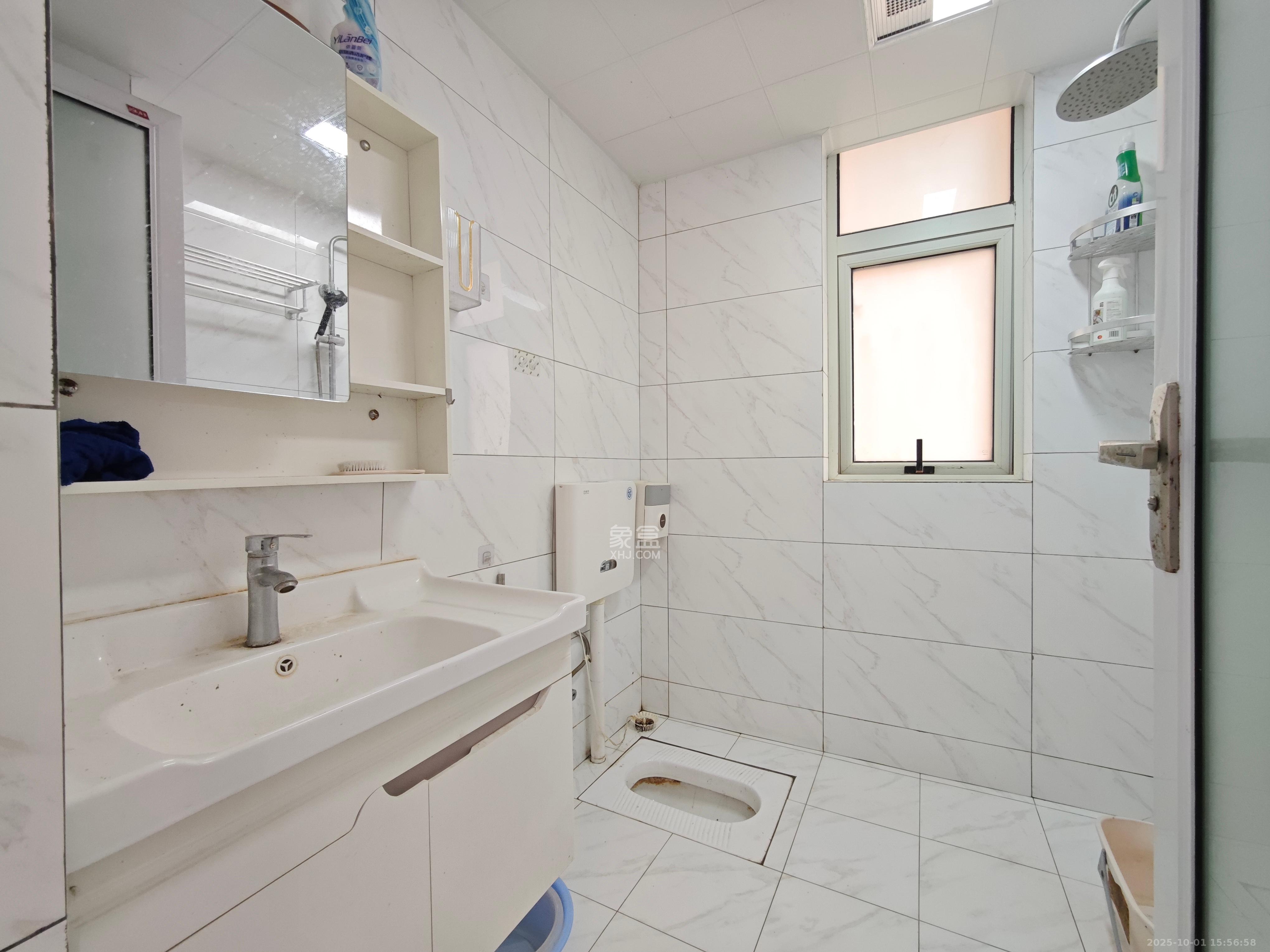 五矿万境水岸五期(五矿万境水岸文苑) 2室2厅1卫 2100.0元/月 五矿万境水岸五期(五矿万境水岸文苑) 2室2厅1卫 2100.0元/月室内图