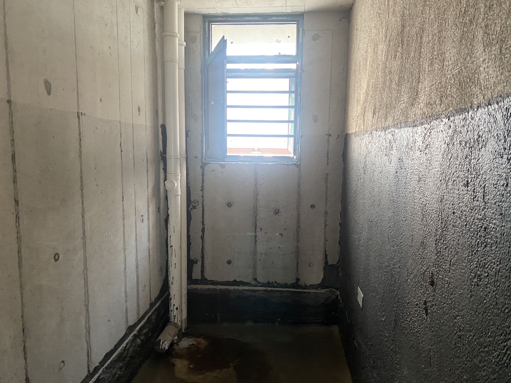 青春里  6室2厅1卫    175.0万客厅