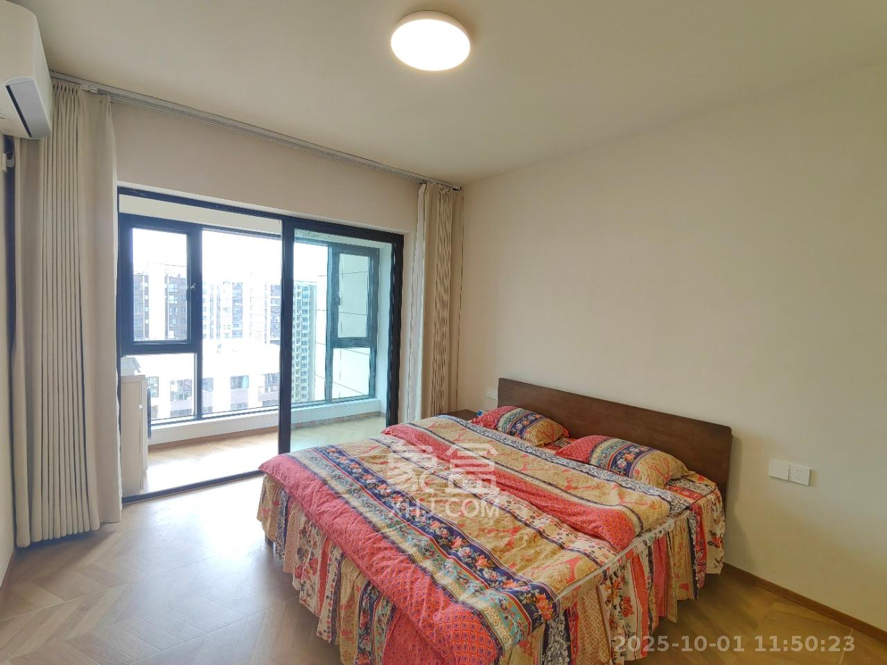 正荣财富中心 3室2厅2卫 2500.0元/月 正荣财富中心 3室2厅2卫 2500.0元/月室内图