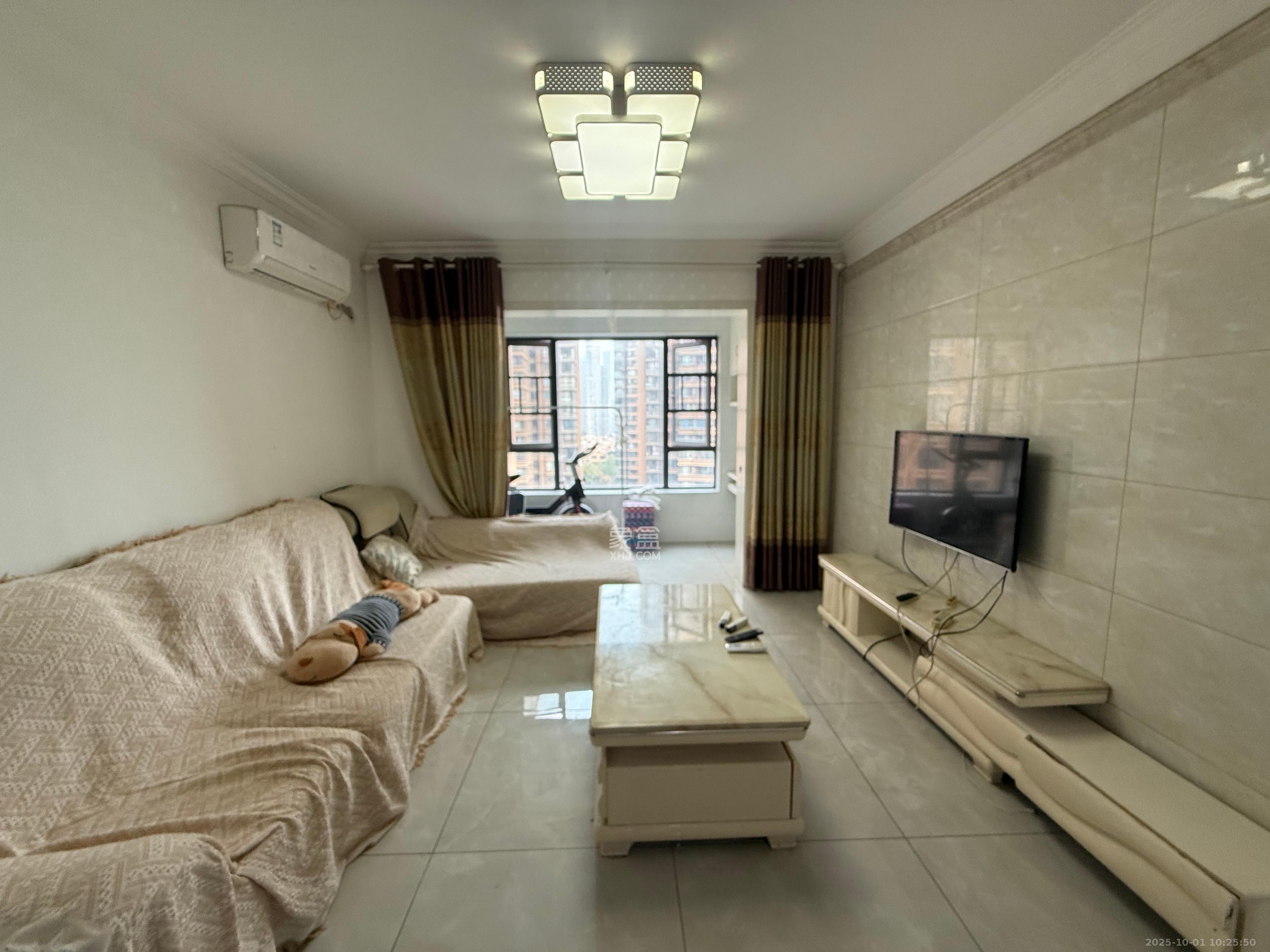 武广美誉 1室2厅1卫 2500.0元/月 武广美誉 1室2厅1卫 2500.0元/月室内图