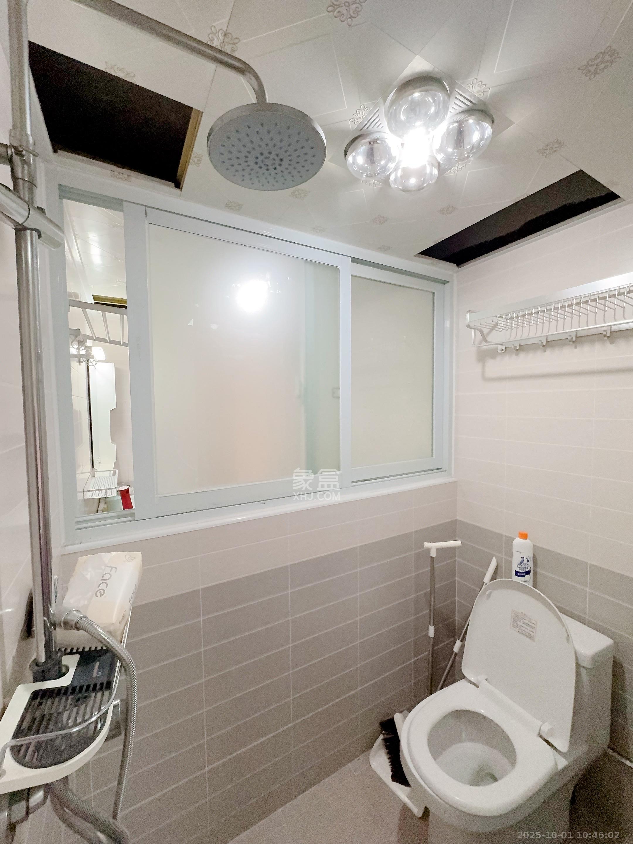 北辰三角洲E6区  3室2厅2卫    3500.0元/月室内图