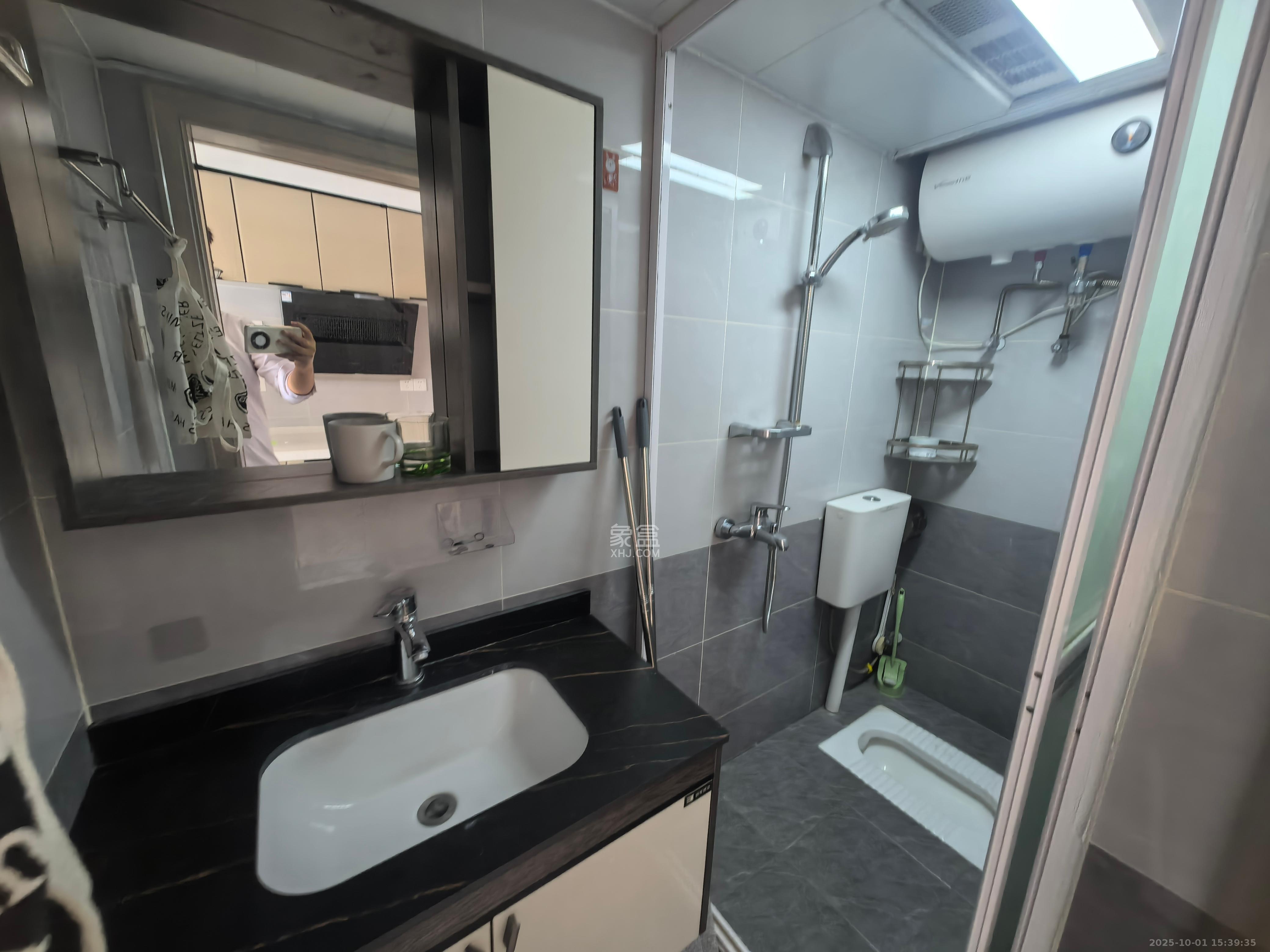 万科金色麦田 2室2厅1卫 2000.0元/月 万科金色麦田 2室2厅1卫 2000.0元/月室内图