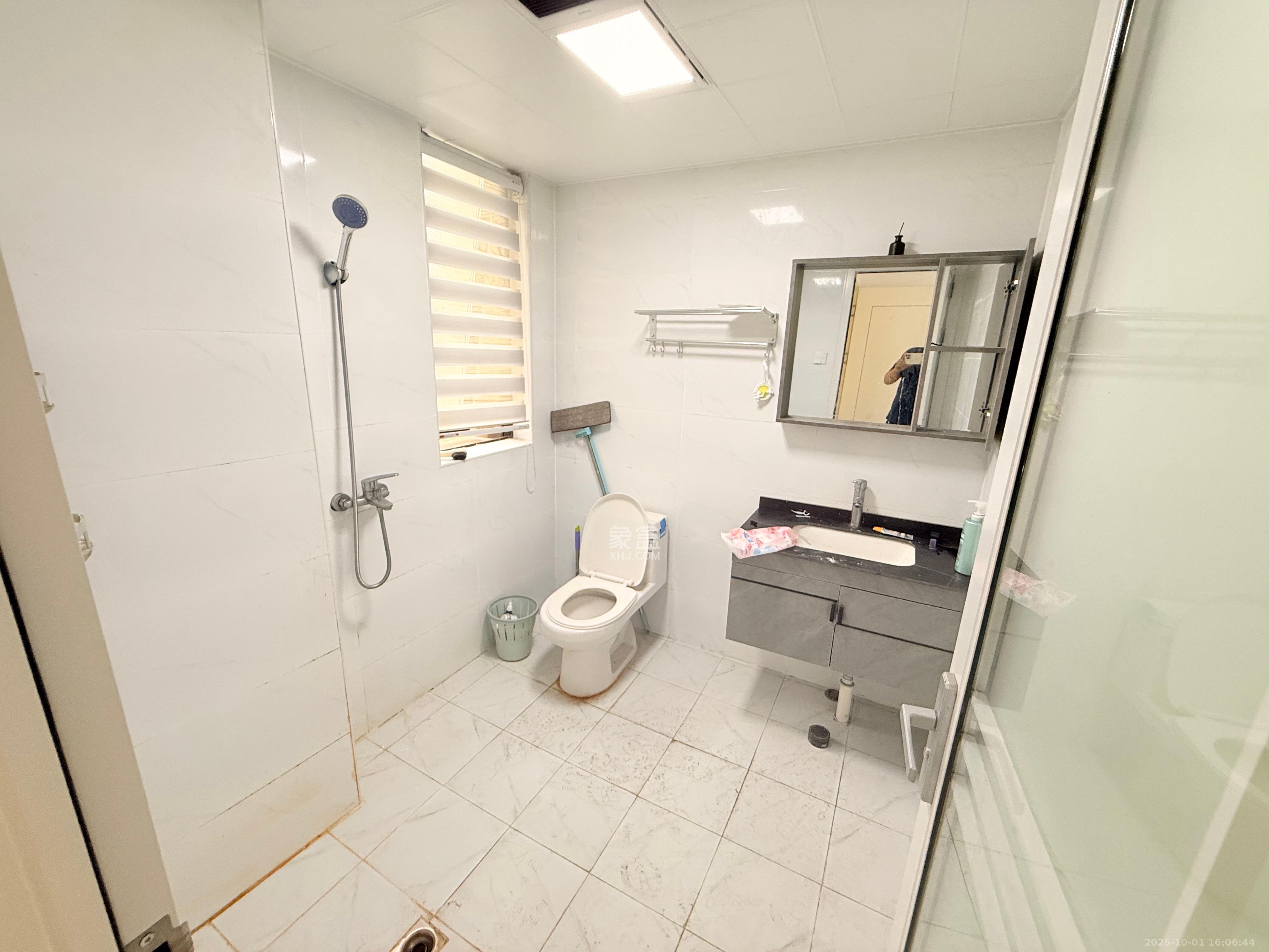 明昇壹城（明昇时代广场）二期  3室2厅1卫    3200.0元/月室内图