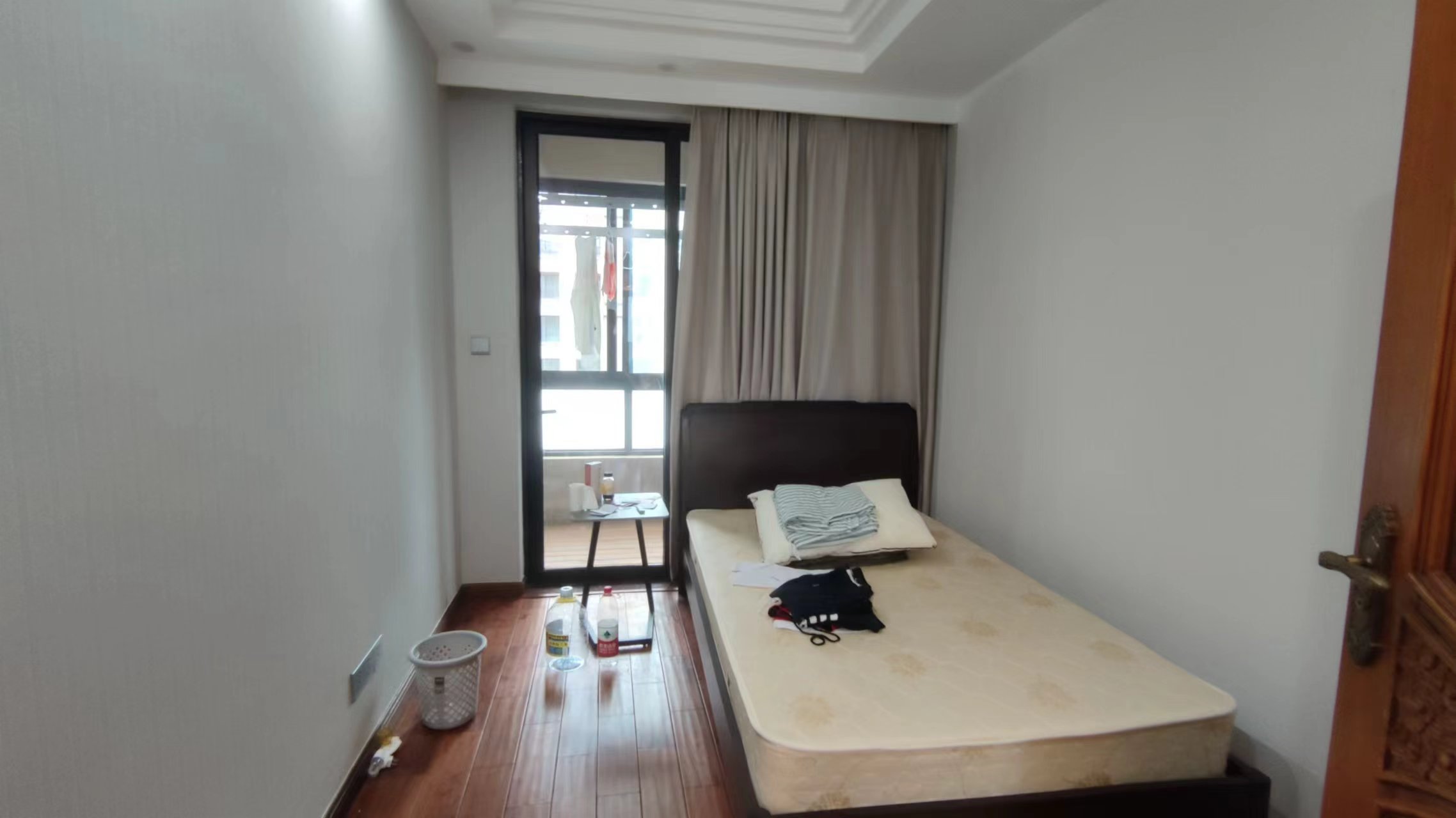 滨海新天地 3室2厅1卫 2800.0元/月 滨海新天地 3室2厅1卫 2800.0元/月室内图