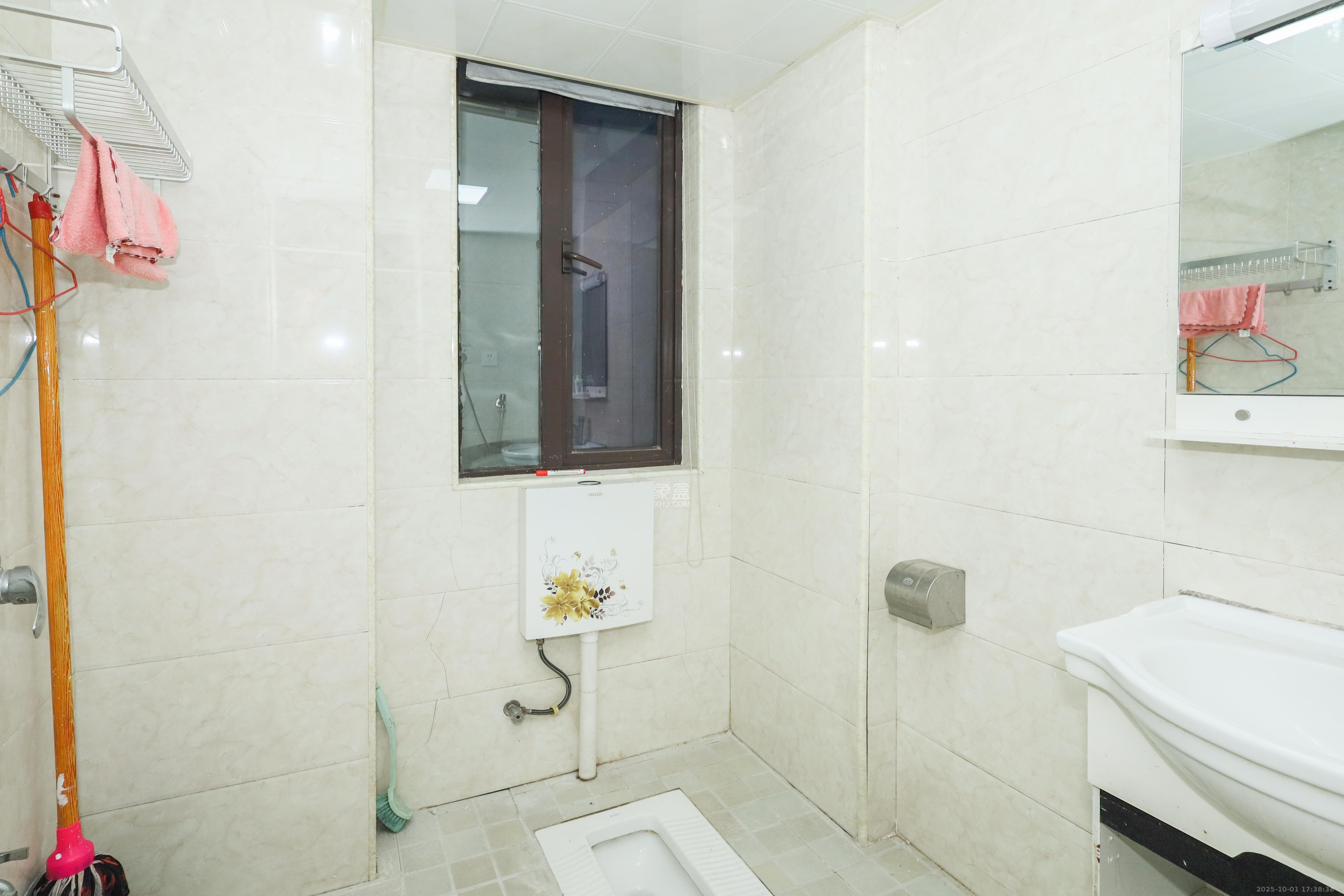 梅溪鑫苑名家 3室2厅1卫 2100.0元/月 梅溪鑫苑名家 3室2厅1卫 2100.0元/月室内图