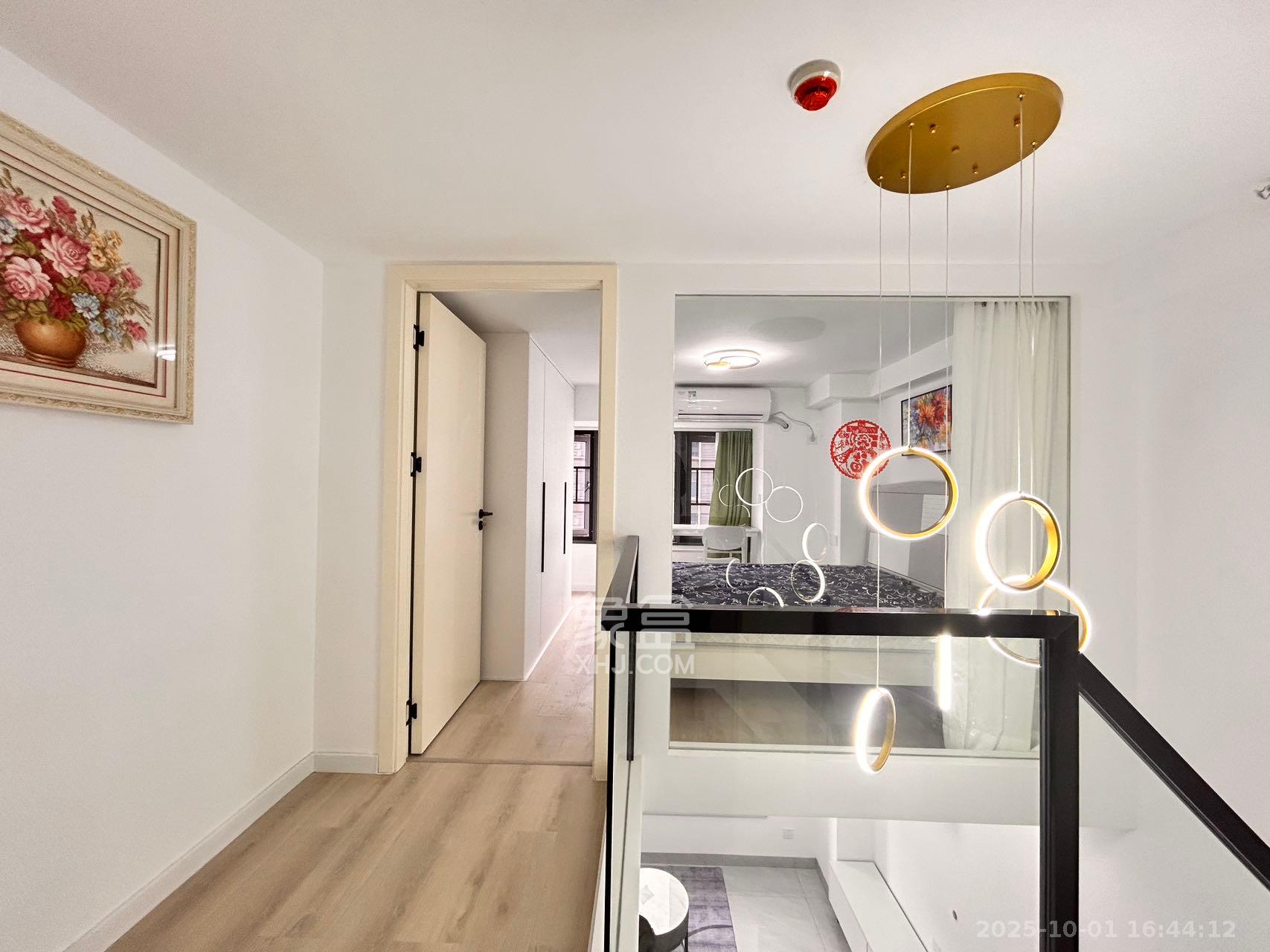 时代MOMA云PARK 2室1厅1卫 2400.0元/月 时代MOMA云PARK 2室1厅1卫 2400.0元/月室内图