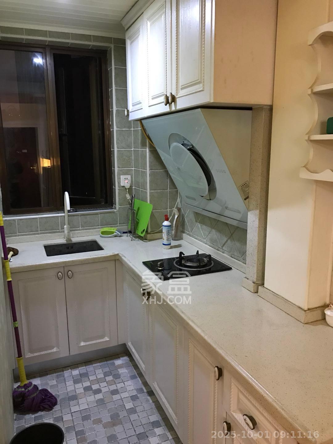 铂宫 1室1厅1卫 1800.0元/月 铂宫 1室1厅1卫 1800.0元/月室内图