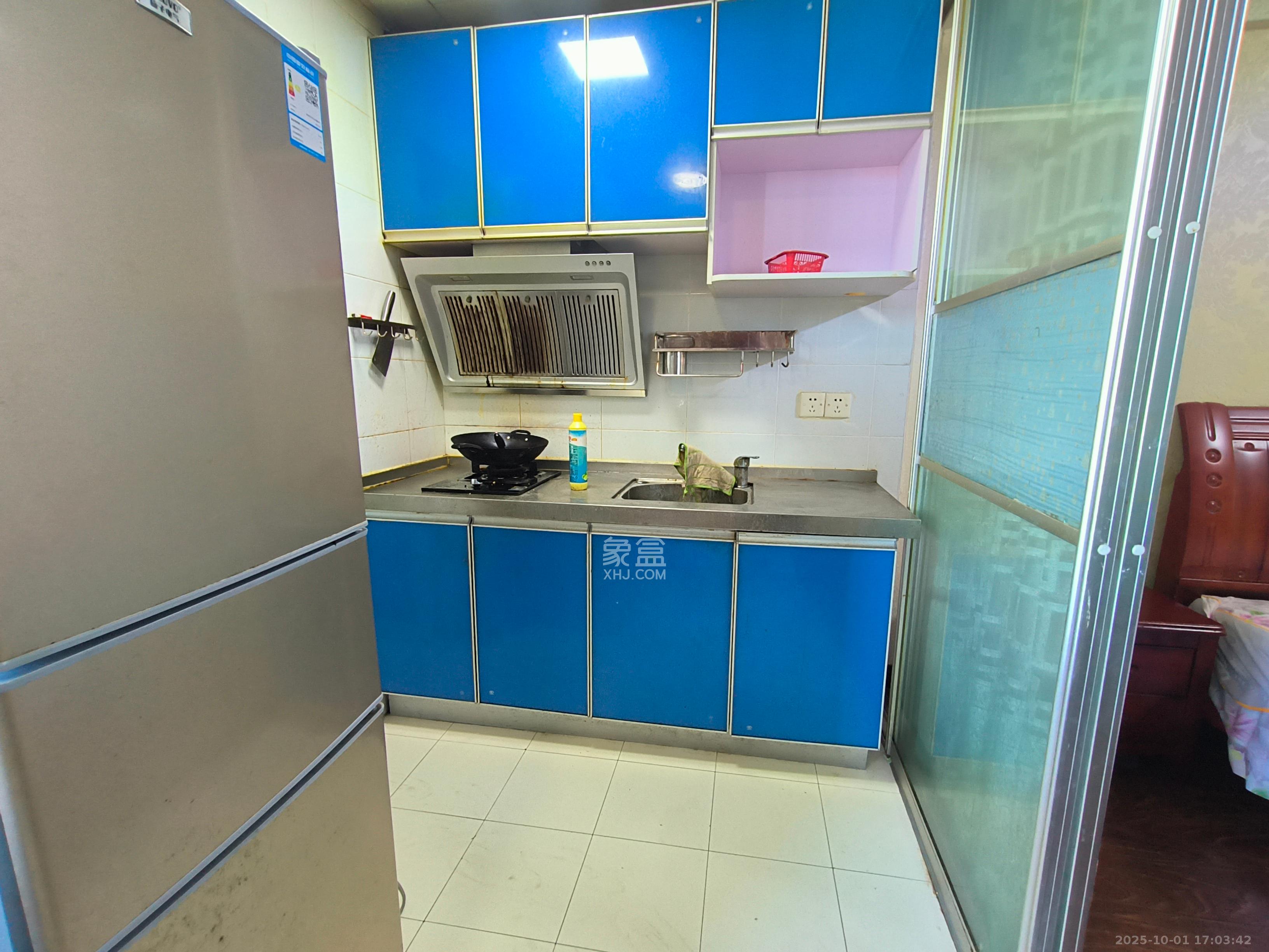 东方银座(东方摩卡) 1室1厅1卫 1600.0元/月 东方银座(东方摩卡) 1室1厅1卫 1600.0元/月室内图