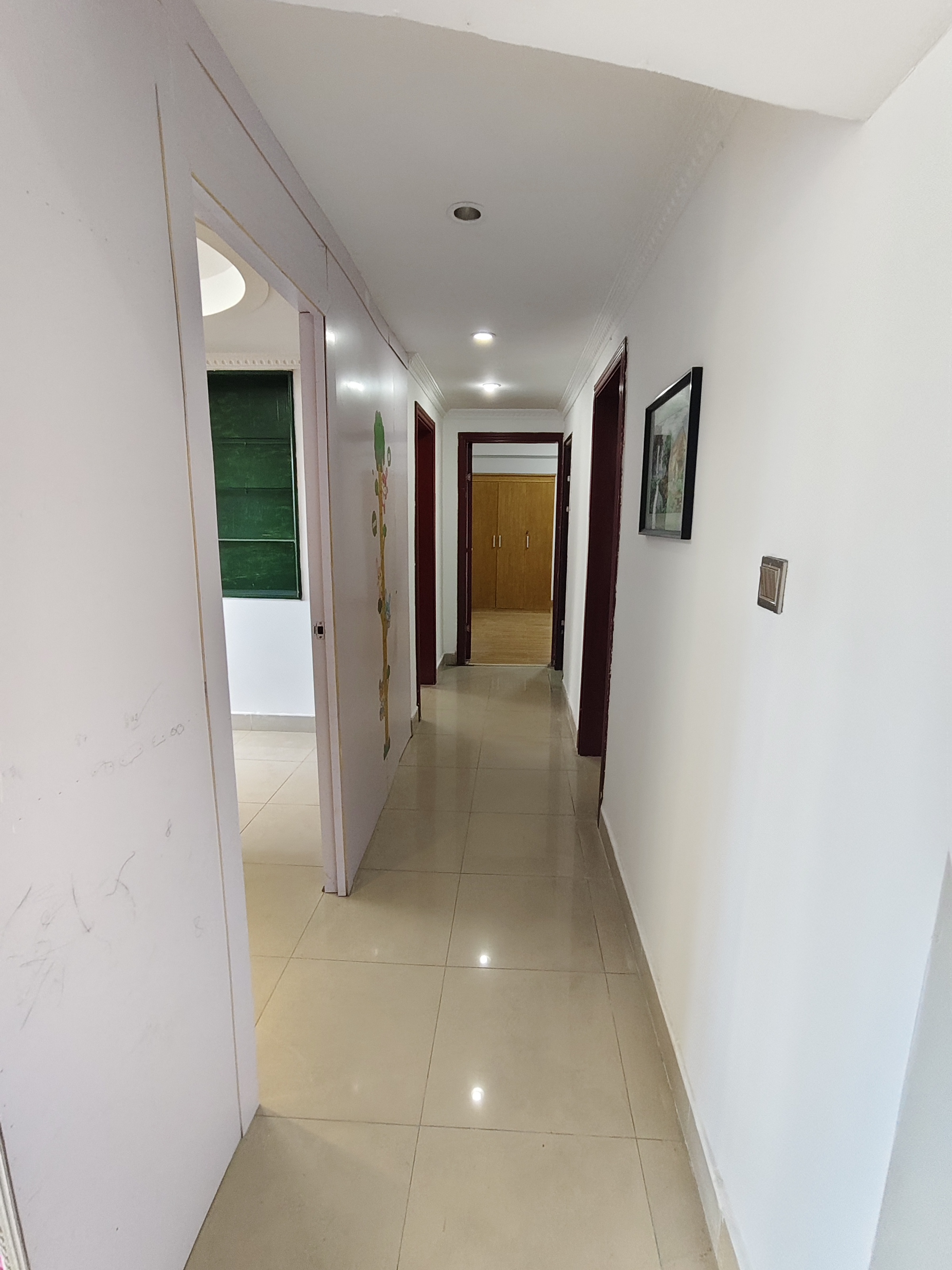 大新大厦 3室2厅1卫 2200.0元/月 大新大厦 3室2厅1卫 2200.0元/月室内图