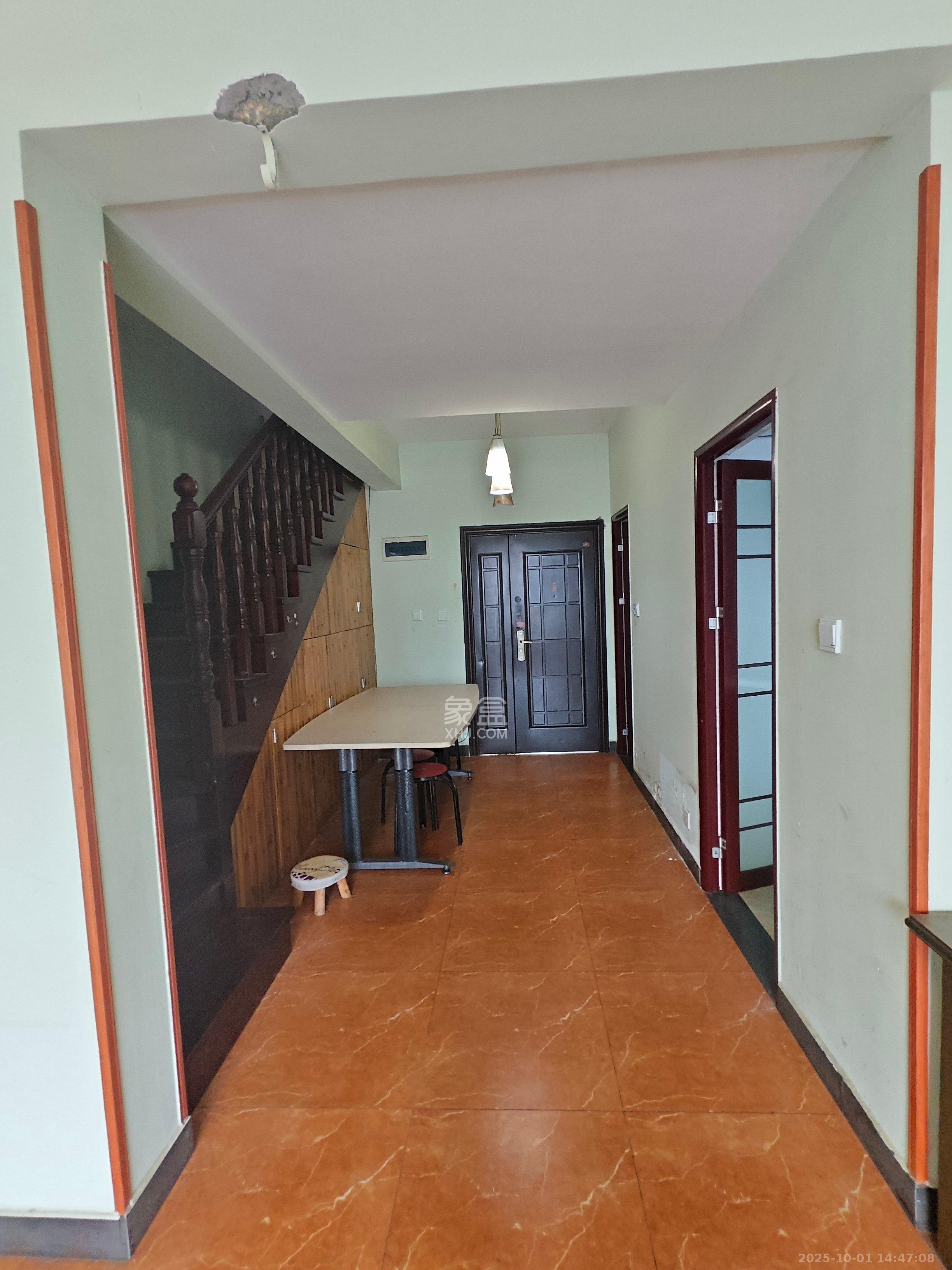 凯乐国际城 2室2厅1卫 2300.0元/月 凯乐国际城 2室2厅1卫 2300.0元/月室内图