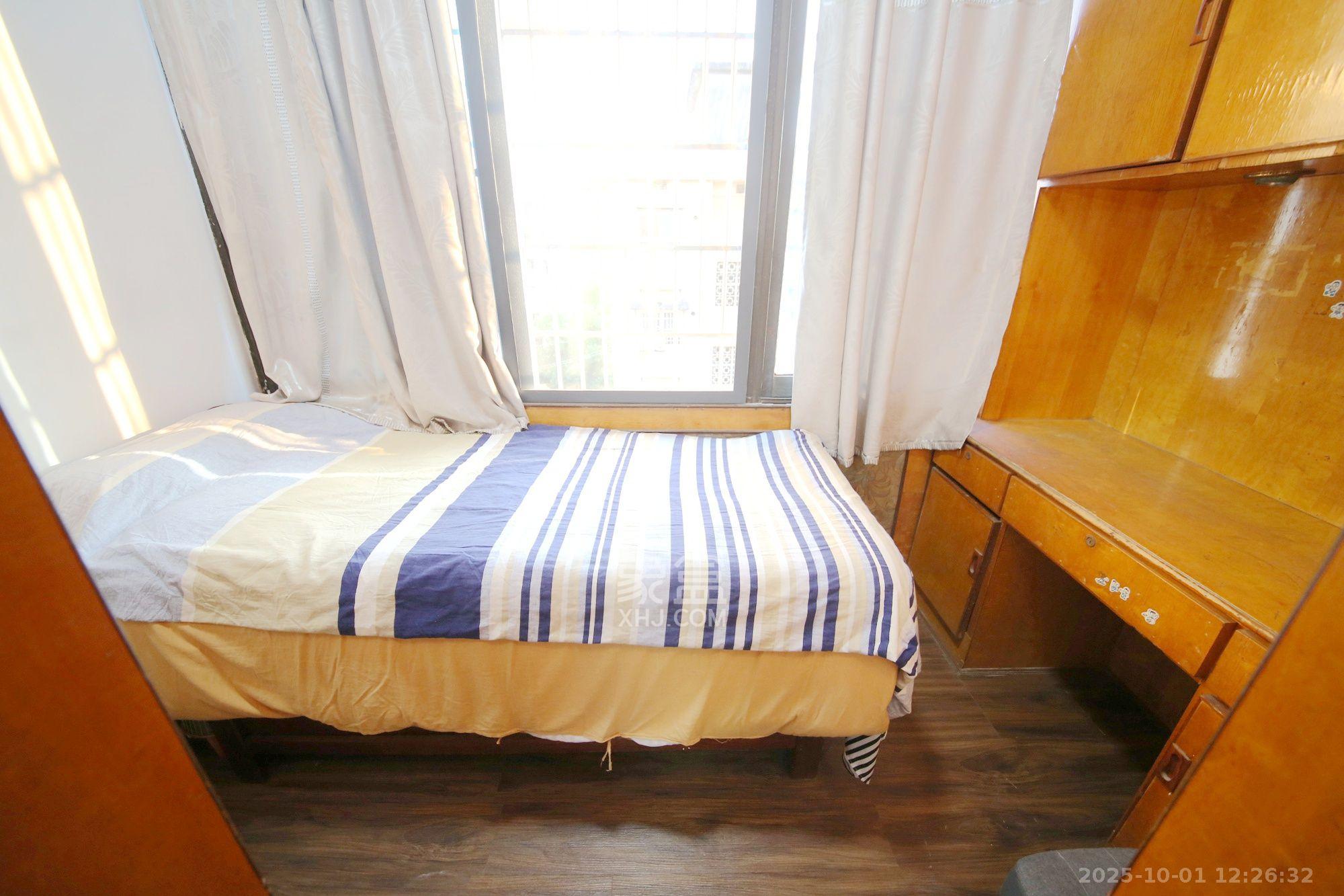 新兴小区（杨家山社区）  1室1厅1卫    1200.0元/月室内图