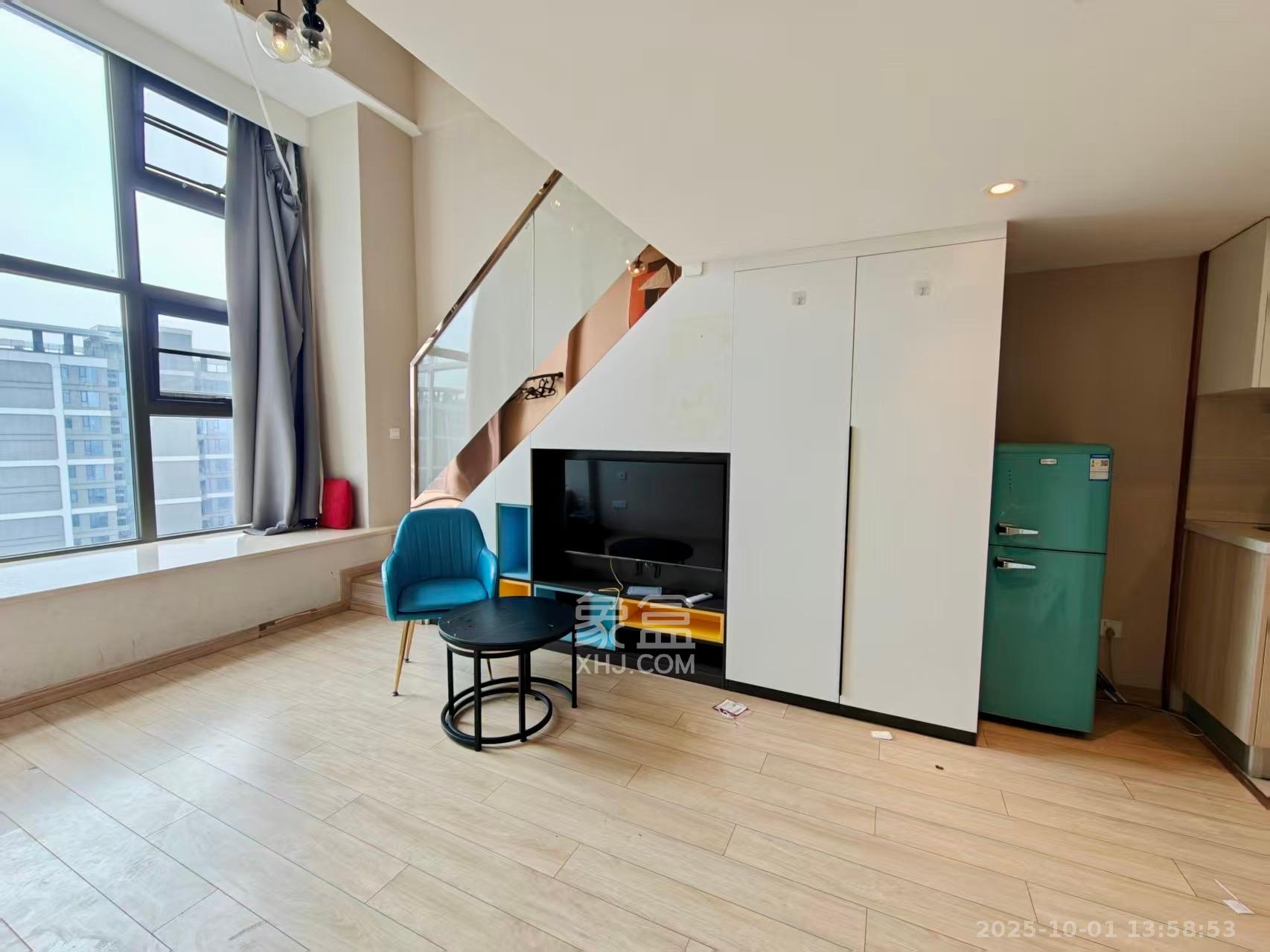 远洋外滩壹号 1室1厅1卫 2600.0元/月 远洋外滩壹号 1室1厅1卫 2600.0元/月室内图