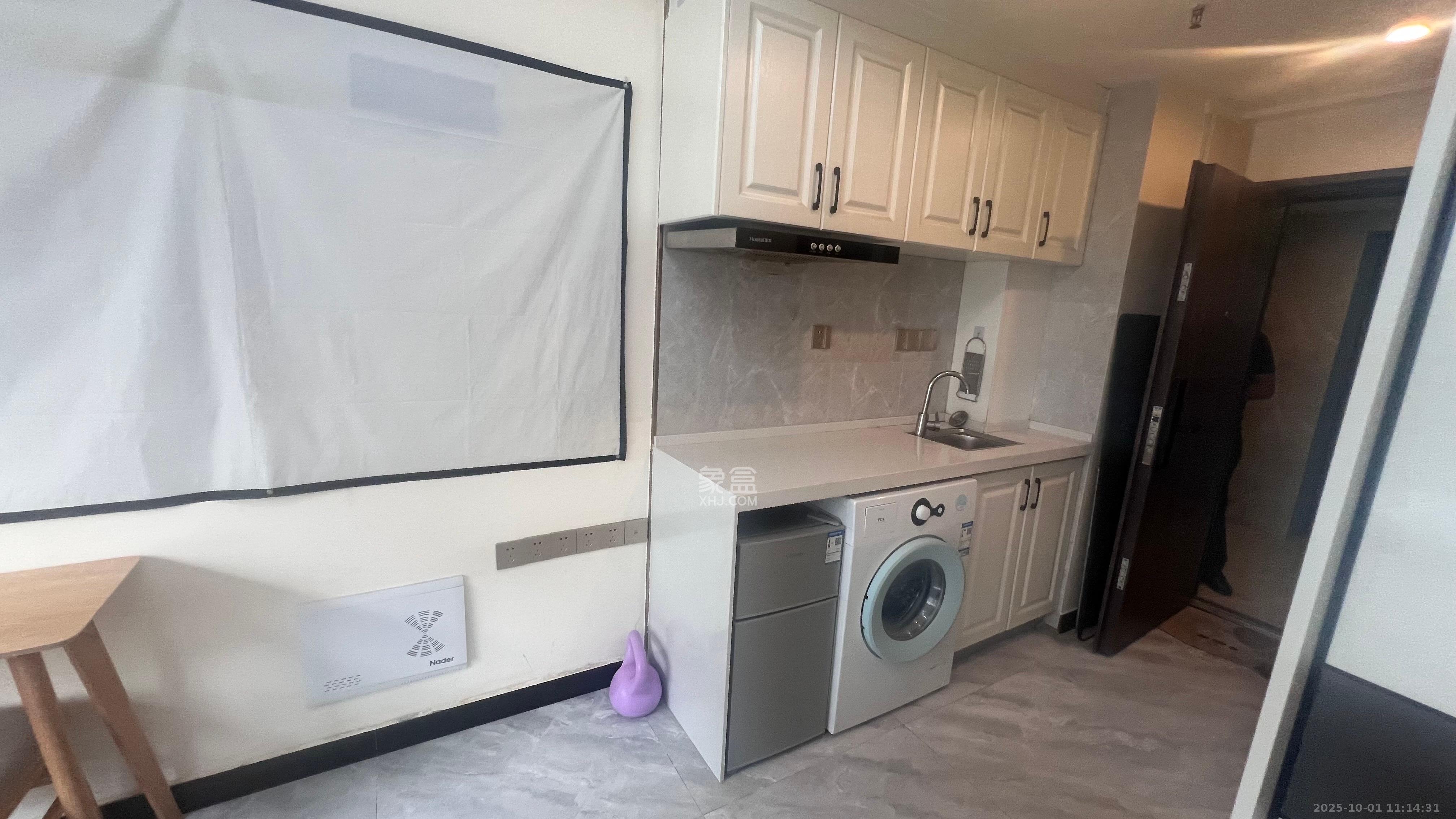 龙湖湘江星座（祺鑫星座公寓）  1室0厅0卫    1300.0元/月室内图