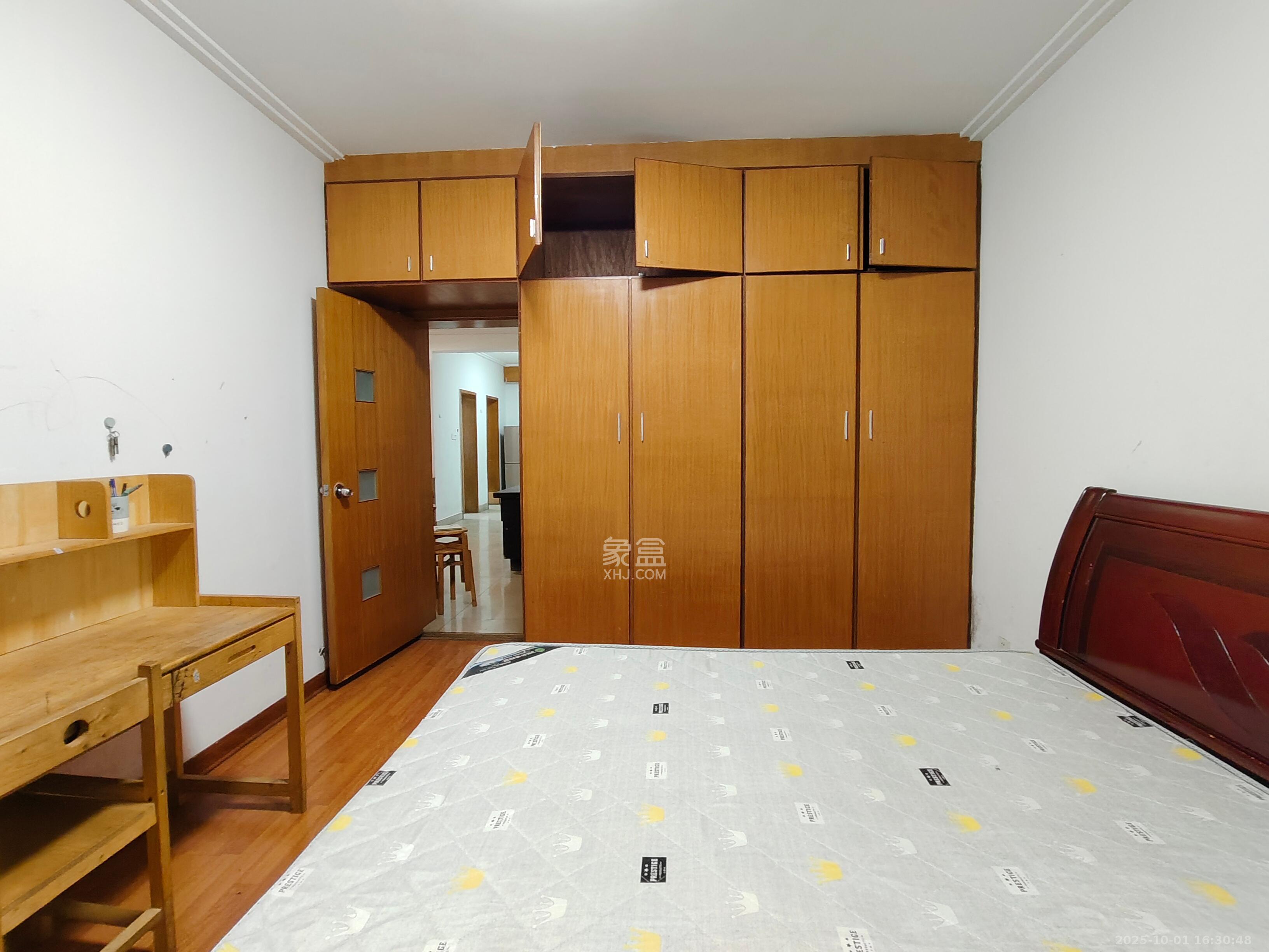 马王堆陶瓷建材新城  2室2厅1卫   1600.00元/月室内图