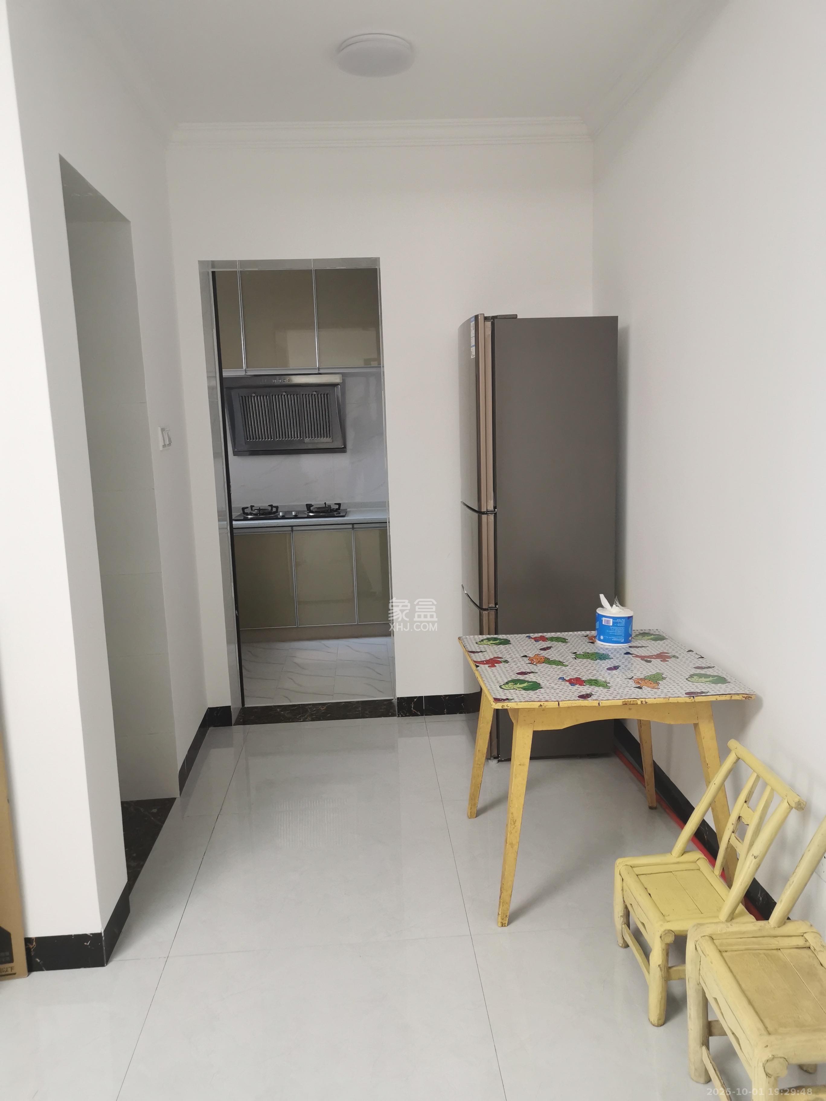 楚天世纪城东苑 3室2厅1卫 1550.0元/月 楚天世纪城东苑 3室2厅1卫 1550.0元/月室内图