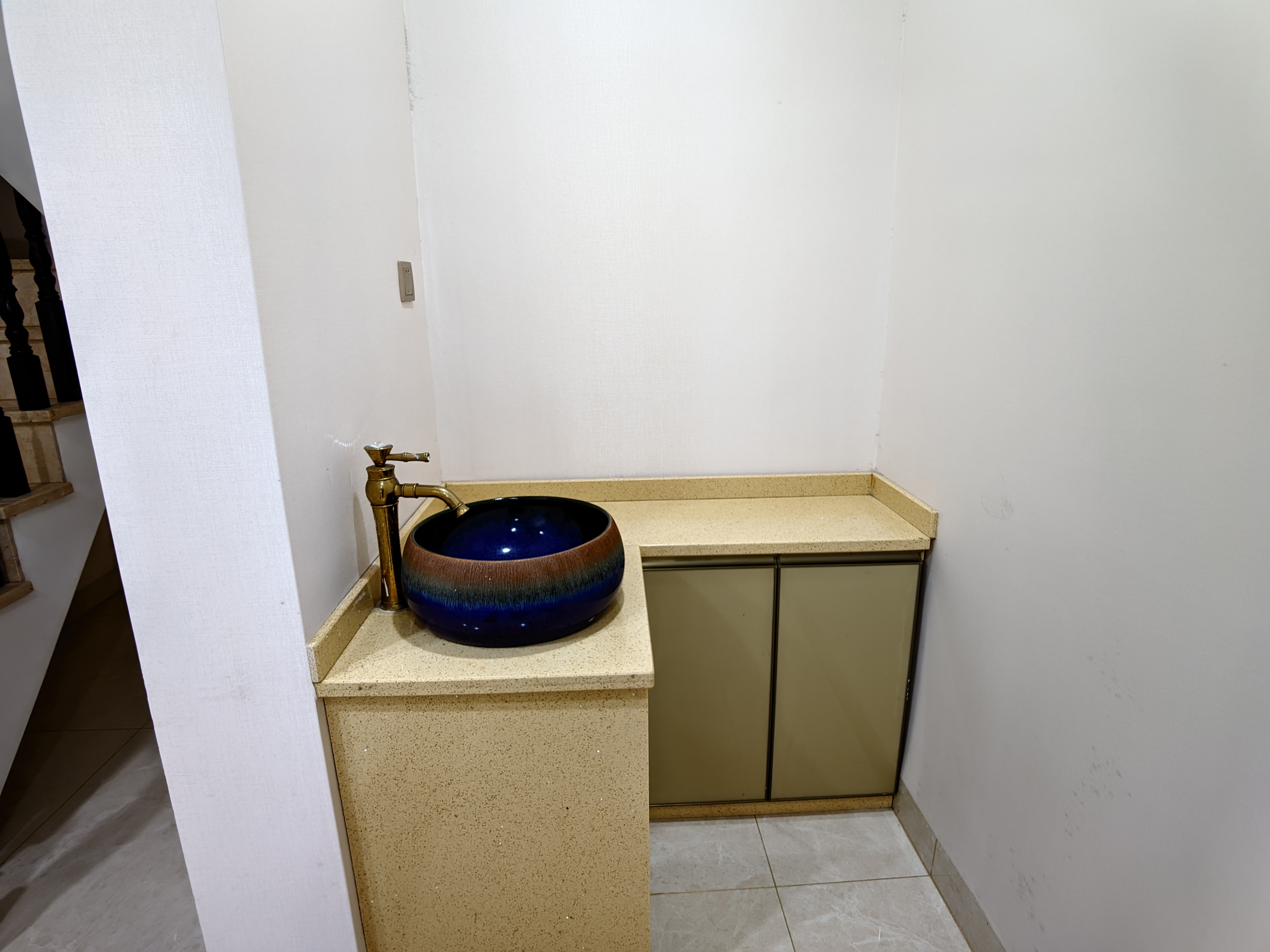 金龙城市广场一期  2室1厅1卫   3200.00元/月室内图