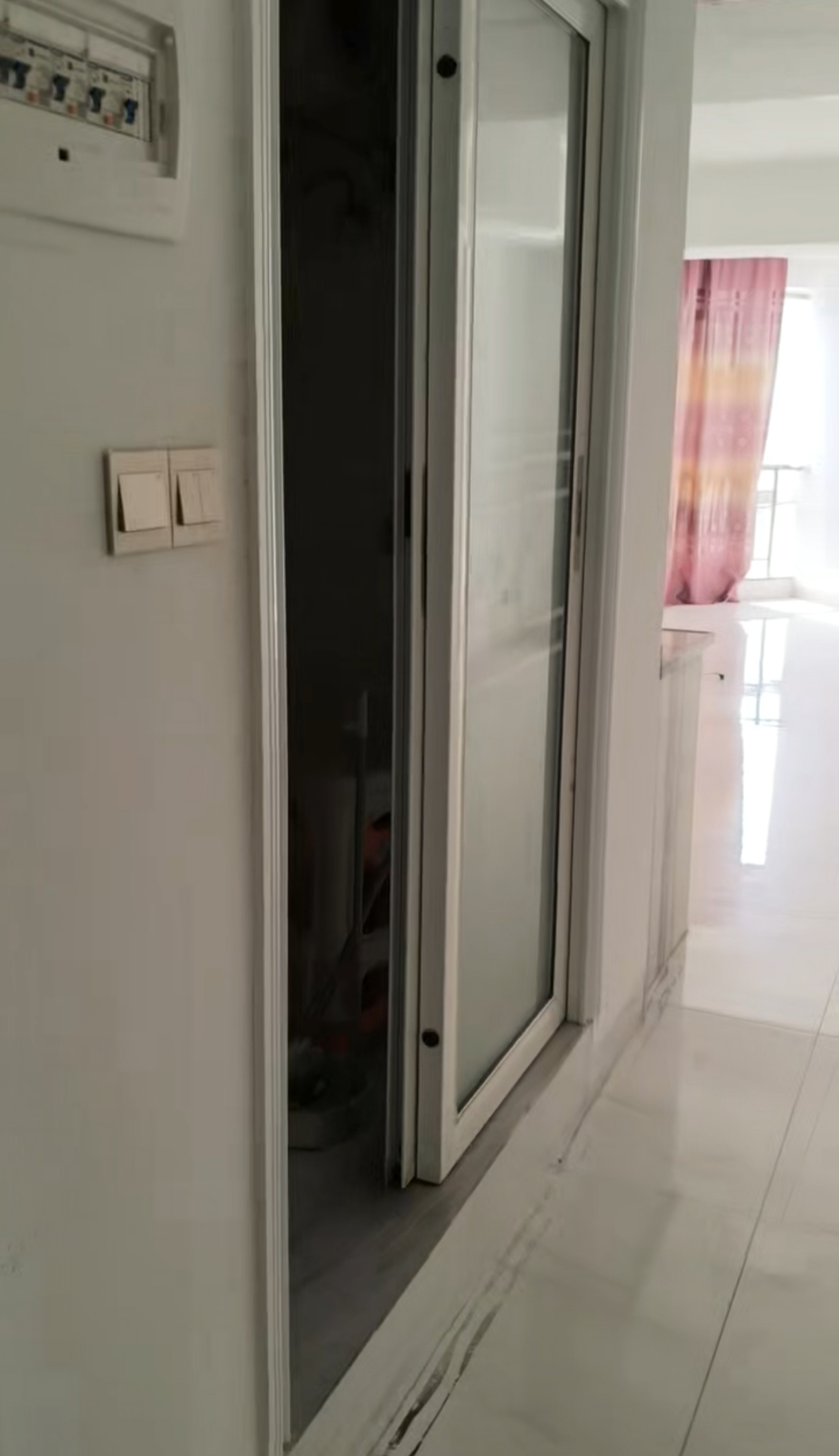 世贸中心 1室1厅1卫 1800.0元/月 世贸中心 1室1厅1卫 1800.0元/月室内图