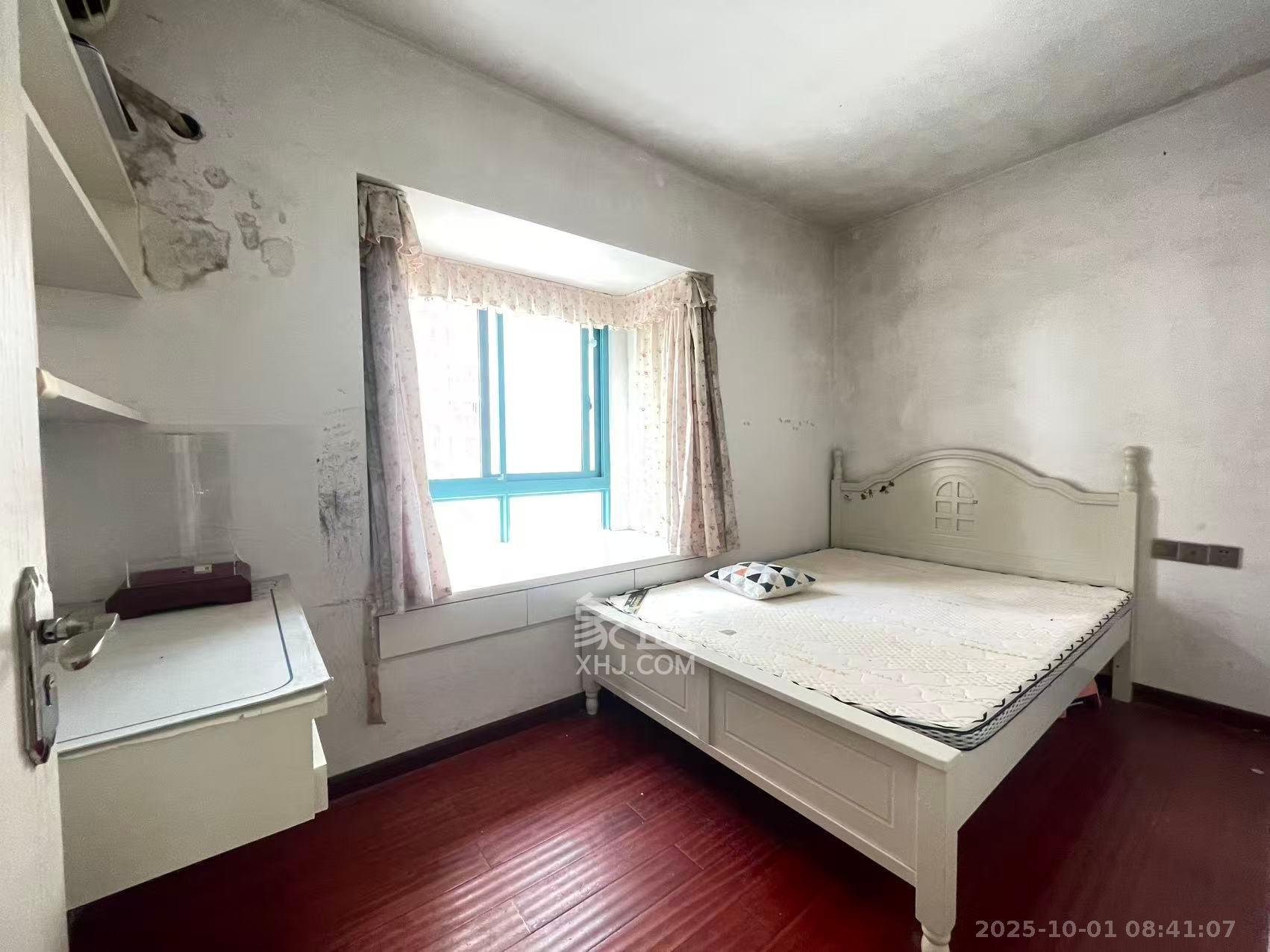 蝴蝶谷 1室1厅1卫 1500.0元/月 蝴蝶谷 1室1厅1卫 1500.0元/月室内图