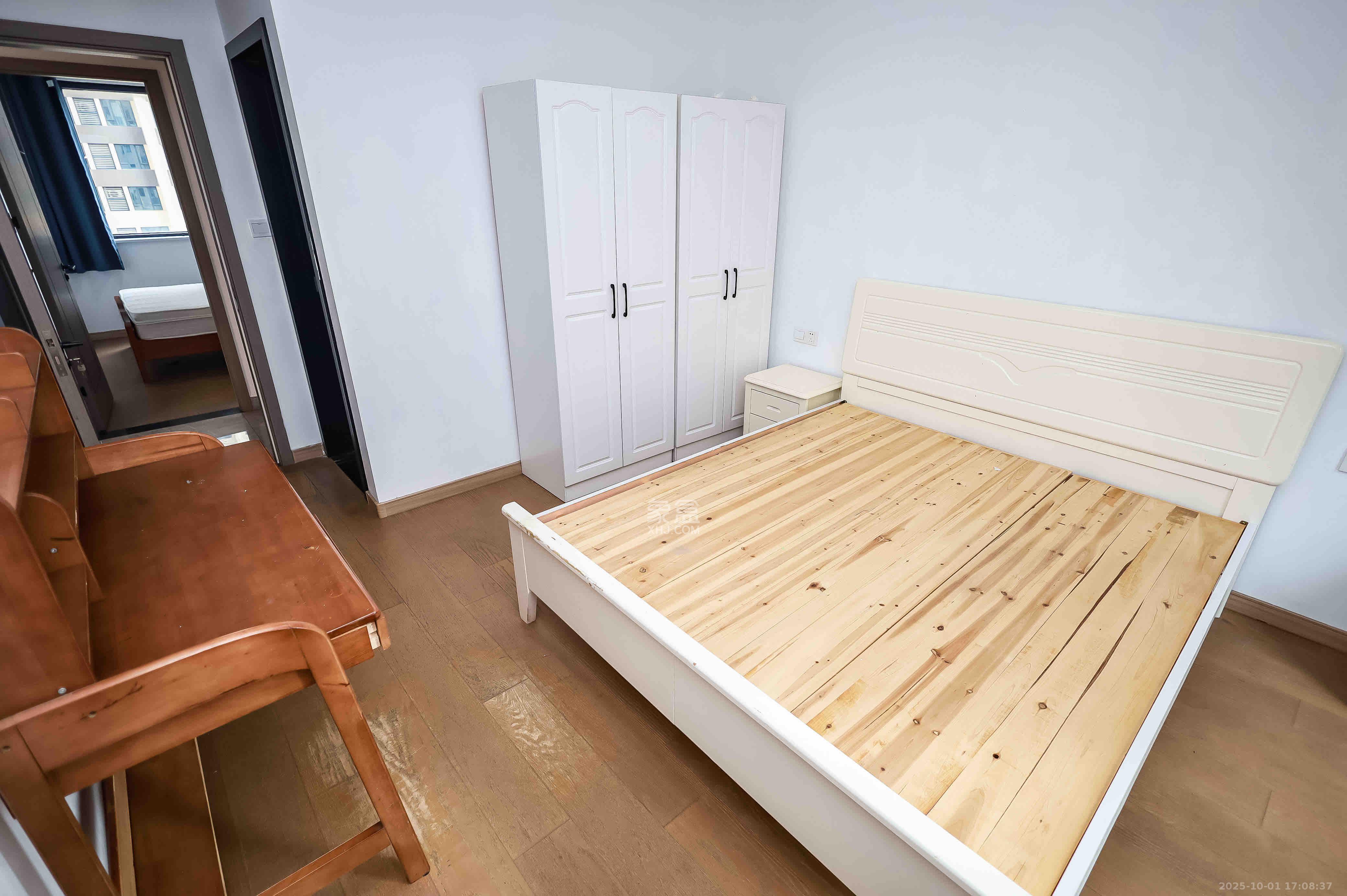 长房云时代 3室2厅1卫 3300.0元/月 长房云时代 3室2厅1卫 3300.0元/月室内图