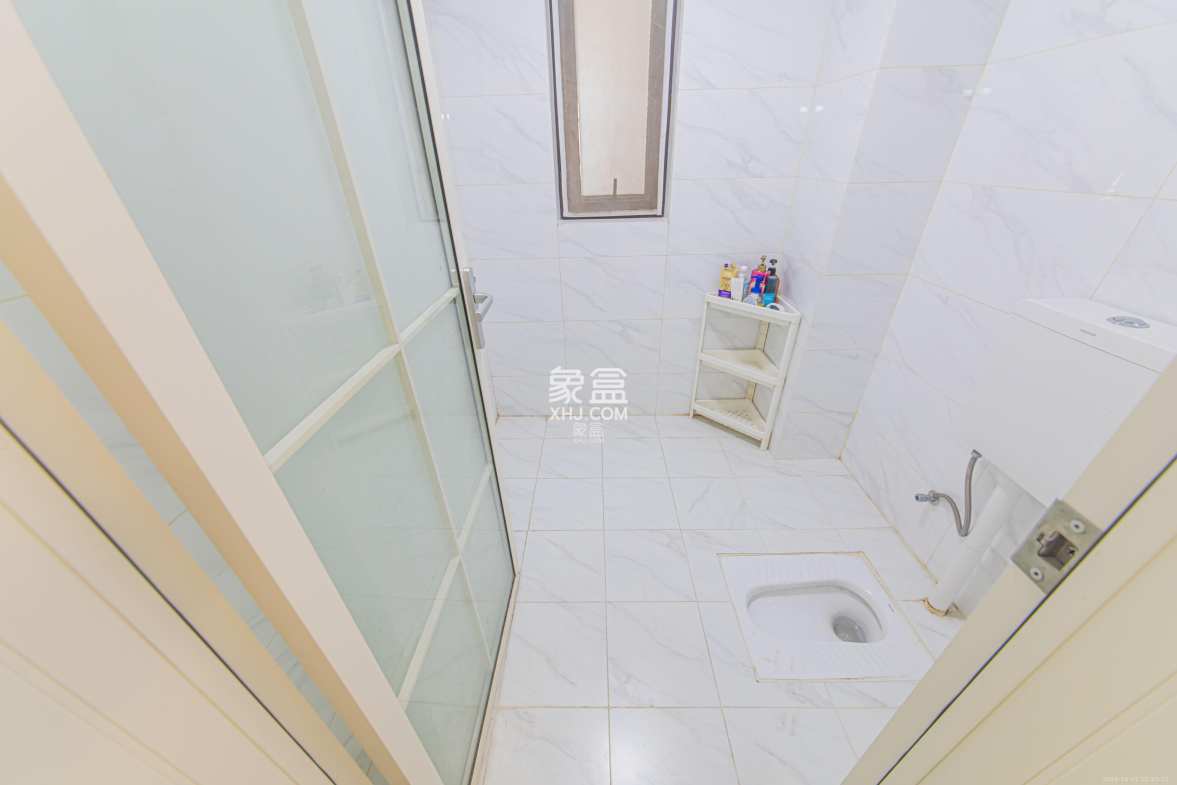 北辰中央公园DF区 3室2厅2卫 112.0万 北辰中央公园DF区 3室2厅2卫 112.0万卫生间