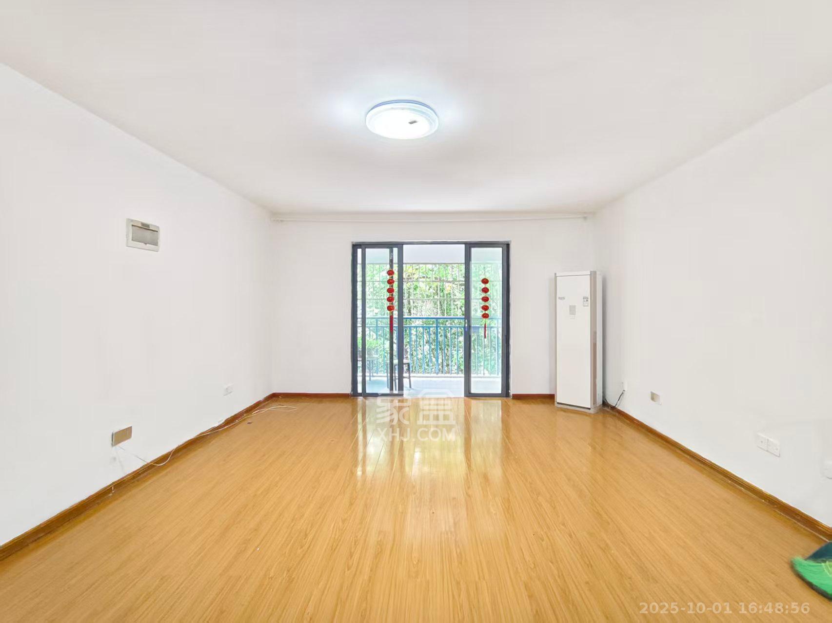 银港水晶城 4室2厅2卫 2900.0元/月 银港水晶城 4室2厅2卫 2900.0元/月室内图