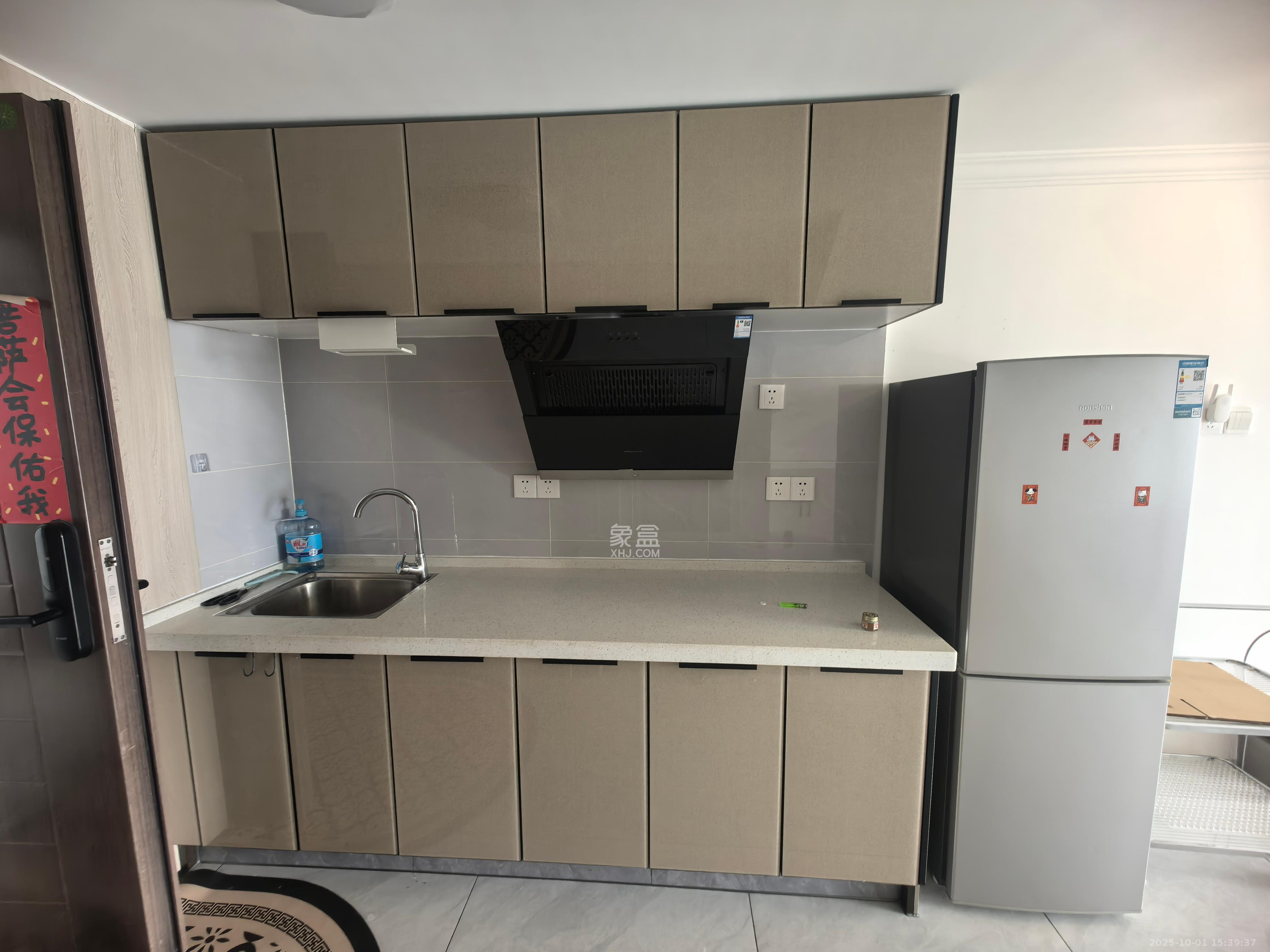 万科金色麦田 2室2厅1卫 2000.0元/月 万科金色麦田 2室2厅1卫 2000.0元/月室内图